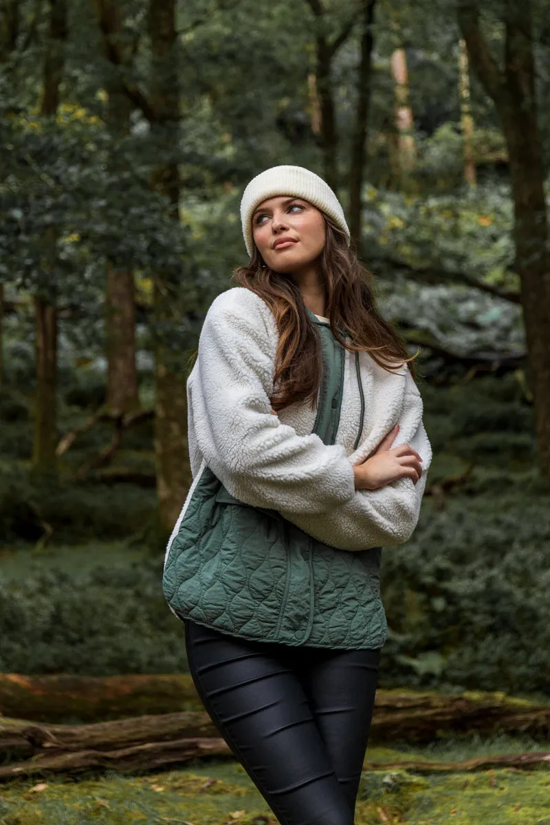 Multi Pocket Layout Flexible Layer Fit Adita Green & Cream Teddy Jacket