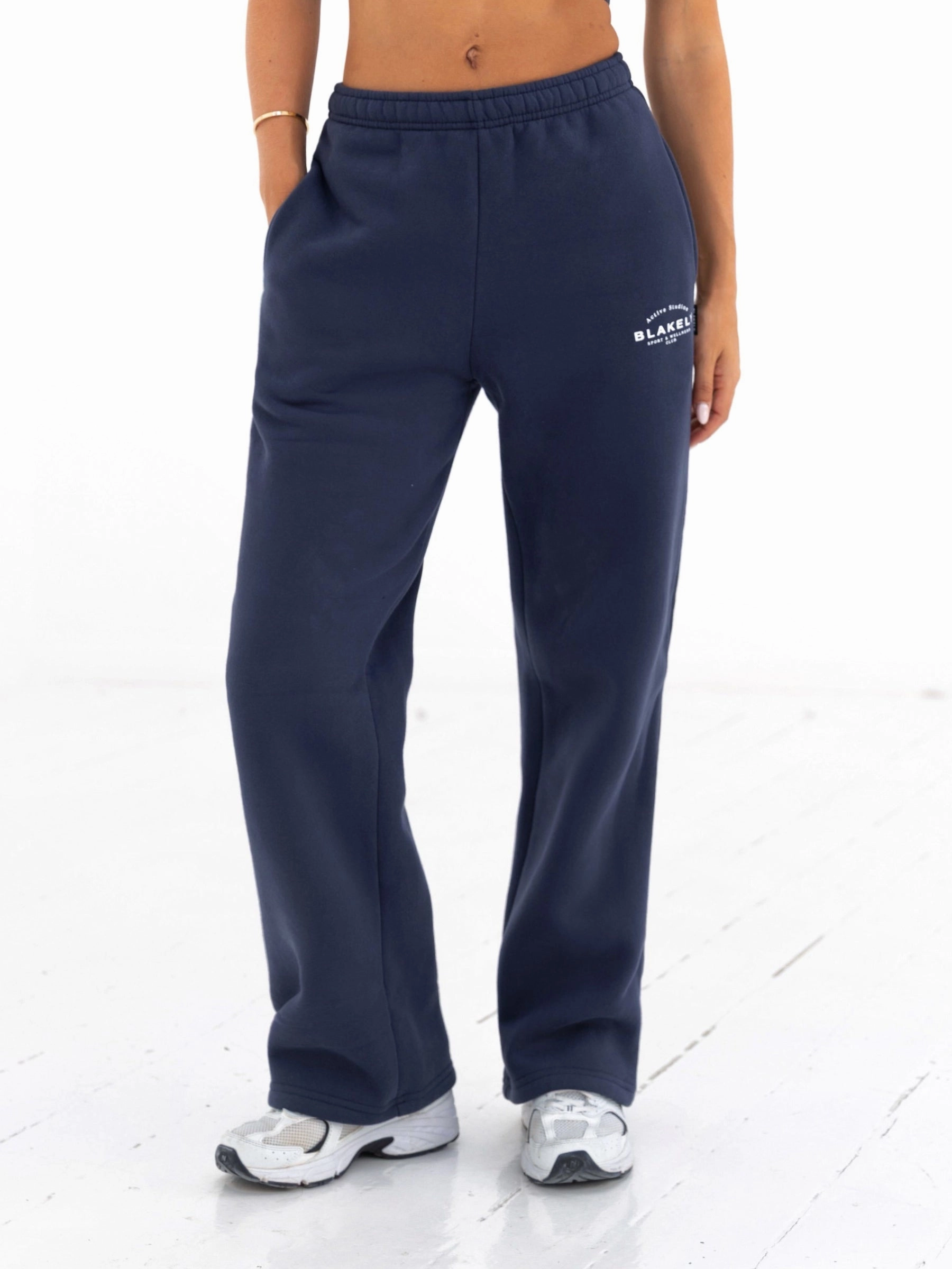 Active Studios Wide Leg Sweatpants - True Navy Minimal Vibe