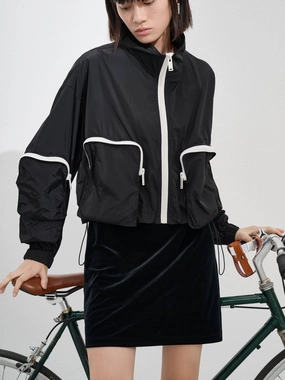 Contrast Cropped Jacket Low Profile Design