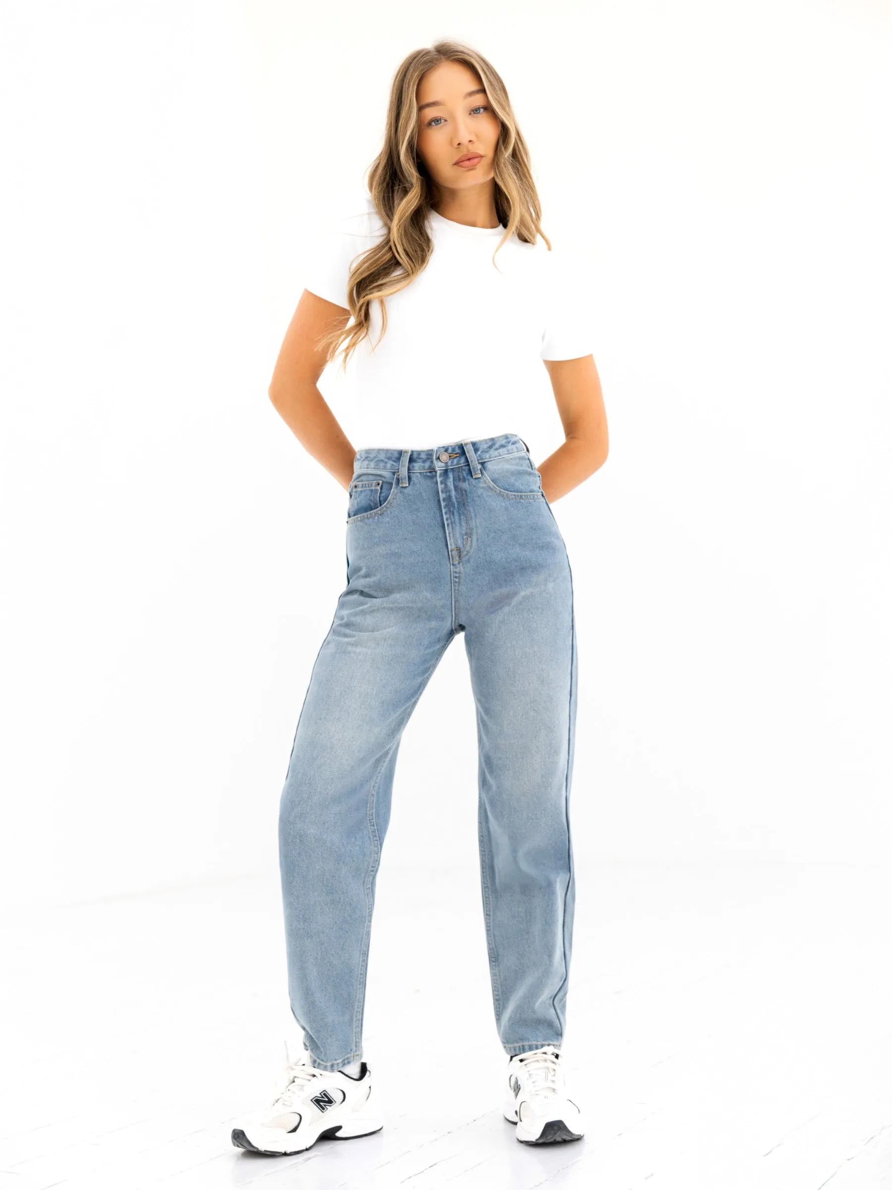 Blakely Mom Jeans - Faded Blue Quality Basic