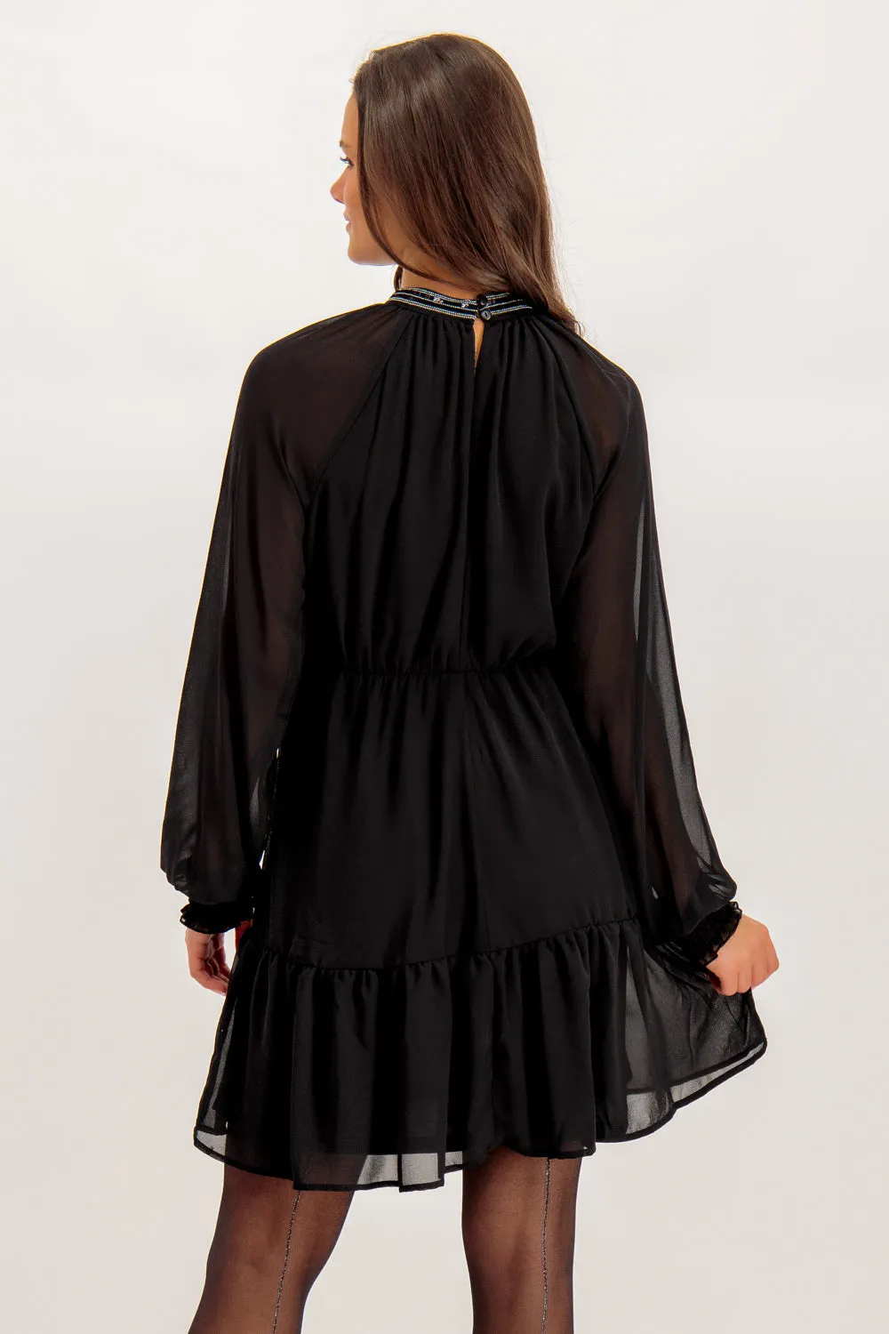 Anlis Embellished High Neck Black Dress Relax Mode Texture Play