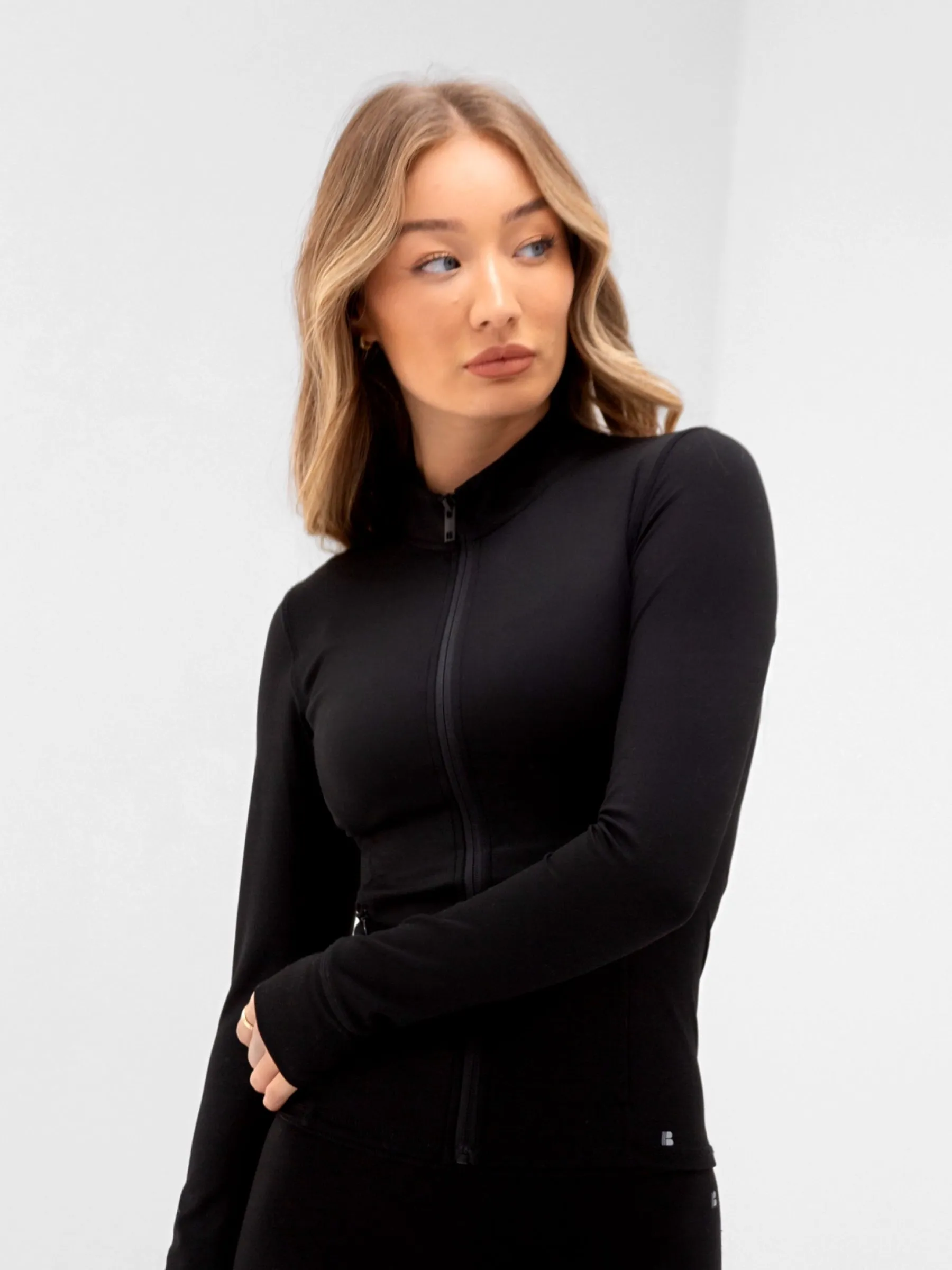Lightweight Construction Apex Pro Full Zip Jacket - Black