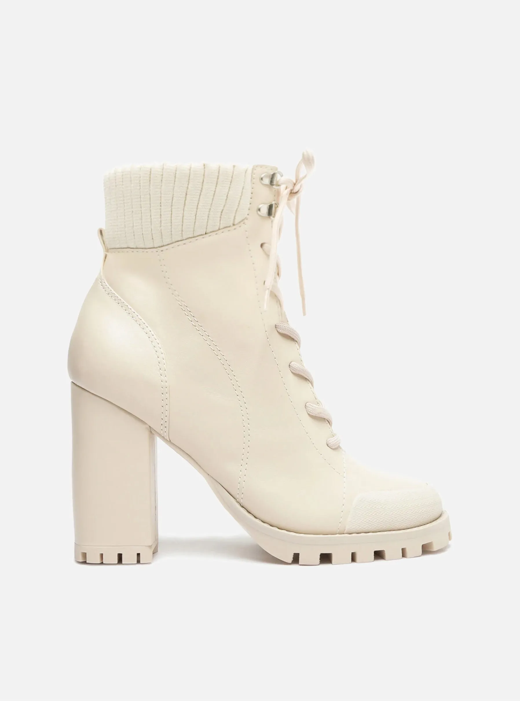 Graduation Ceremony Lizza Leather Bootie