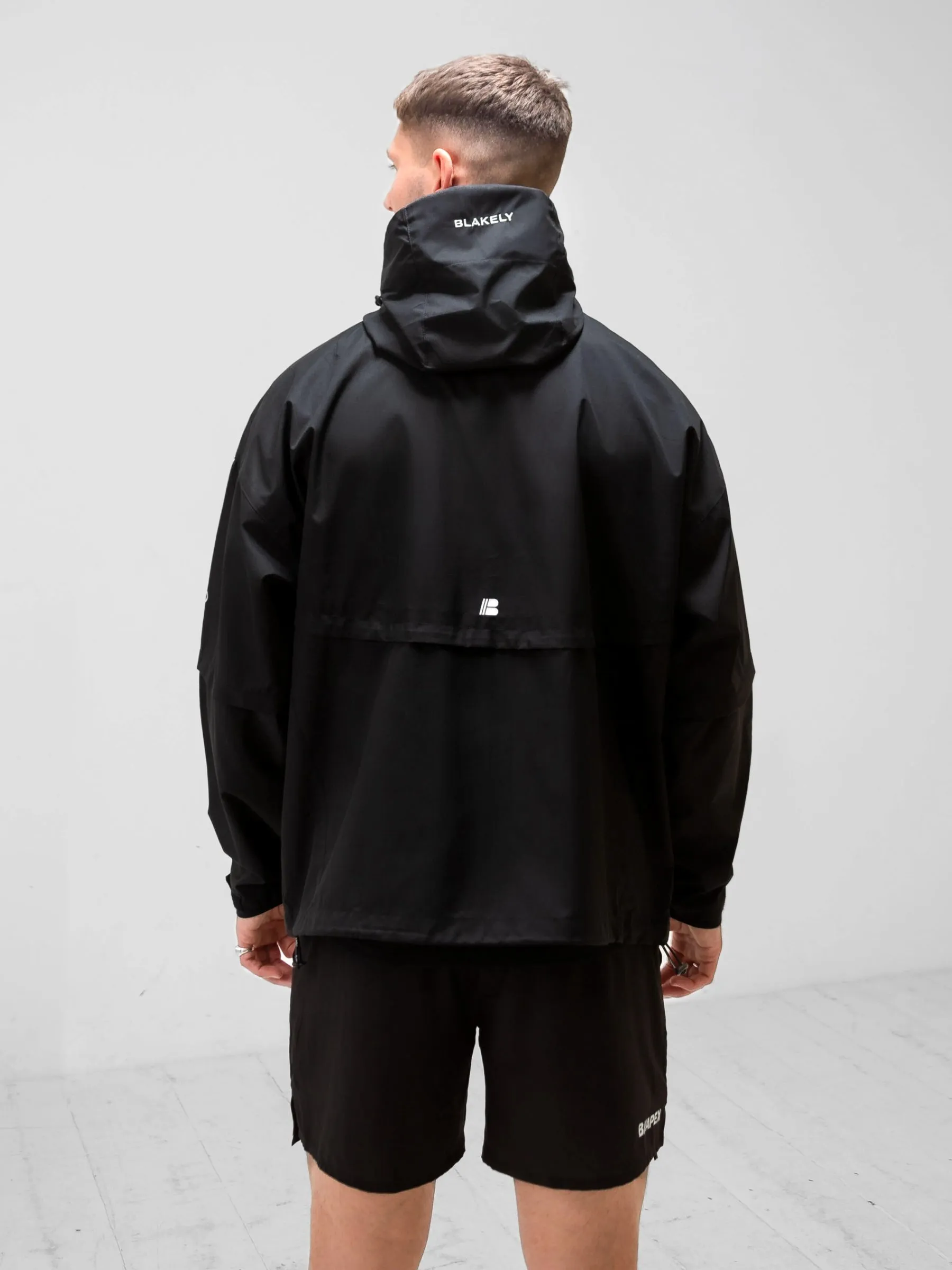 Apex Tech Jacket - Black Heat Keep