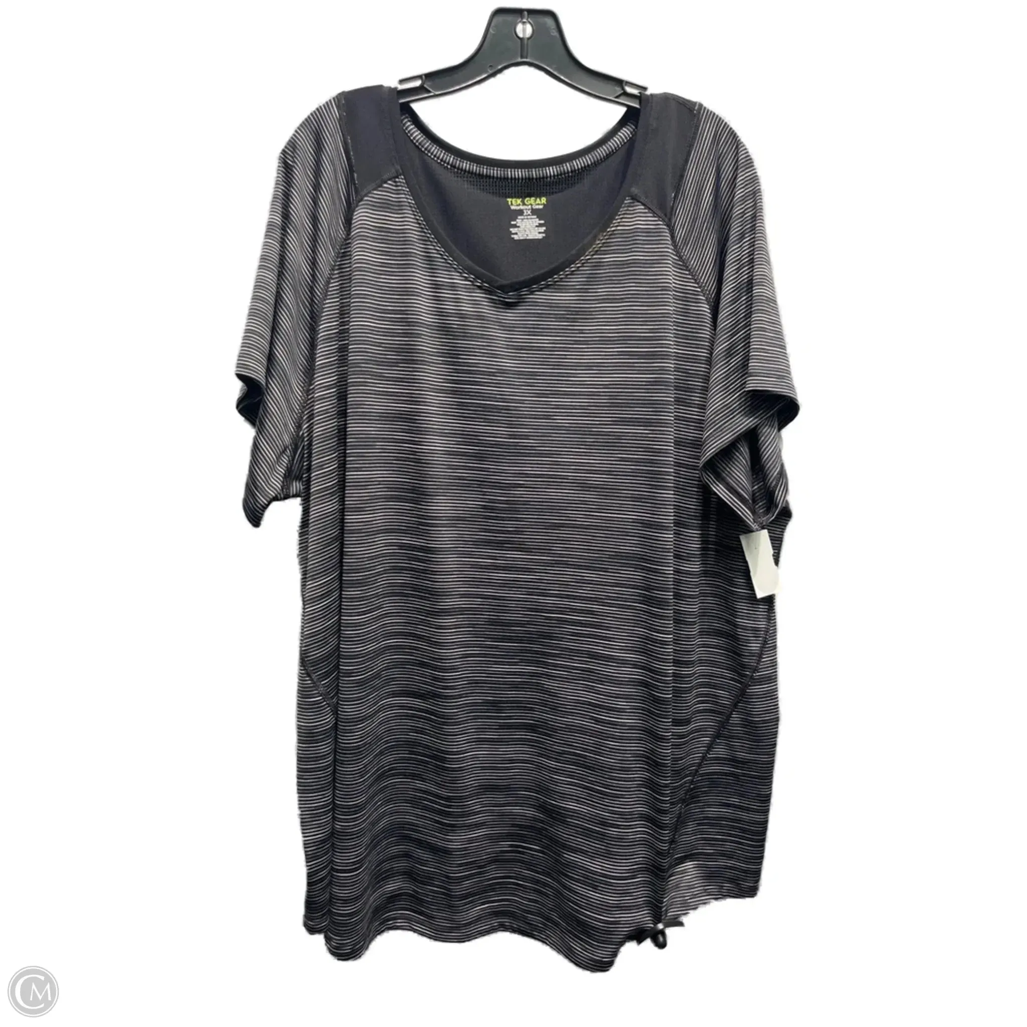 RelaxedSilhouette Athletic Top Short Sleeve By Tek Gear In Ivory, Size: 3x