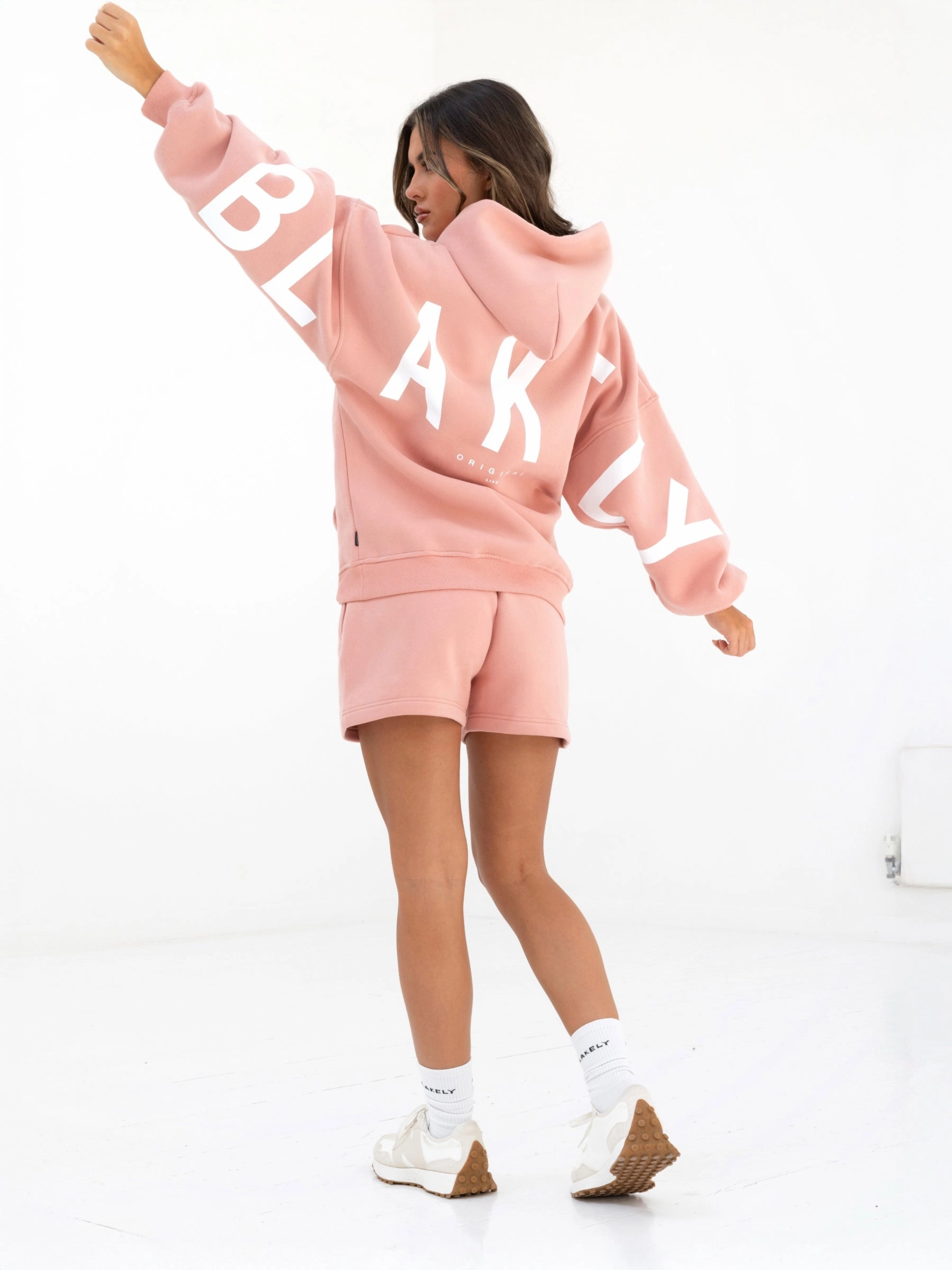 Isabel Oversized Hoodie - Peach Pink Flexible Hood Structure Comfortable Wear