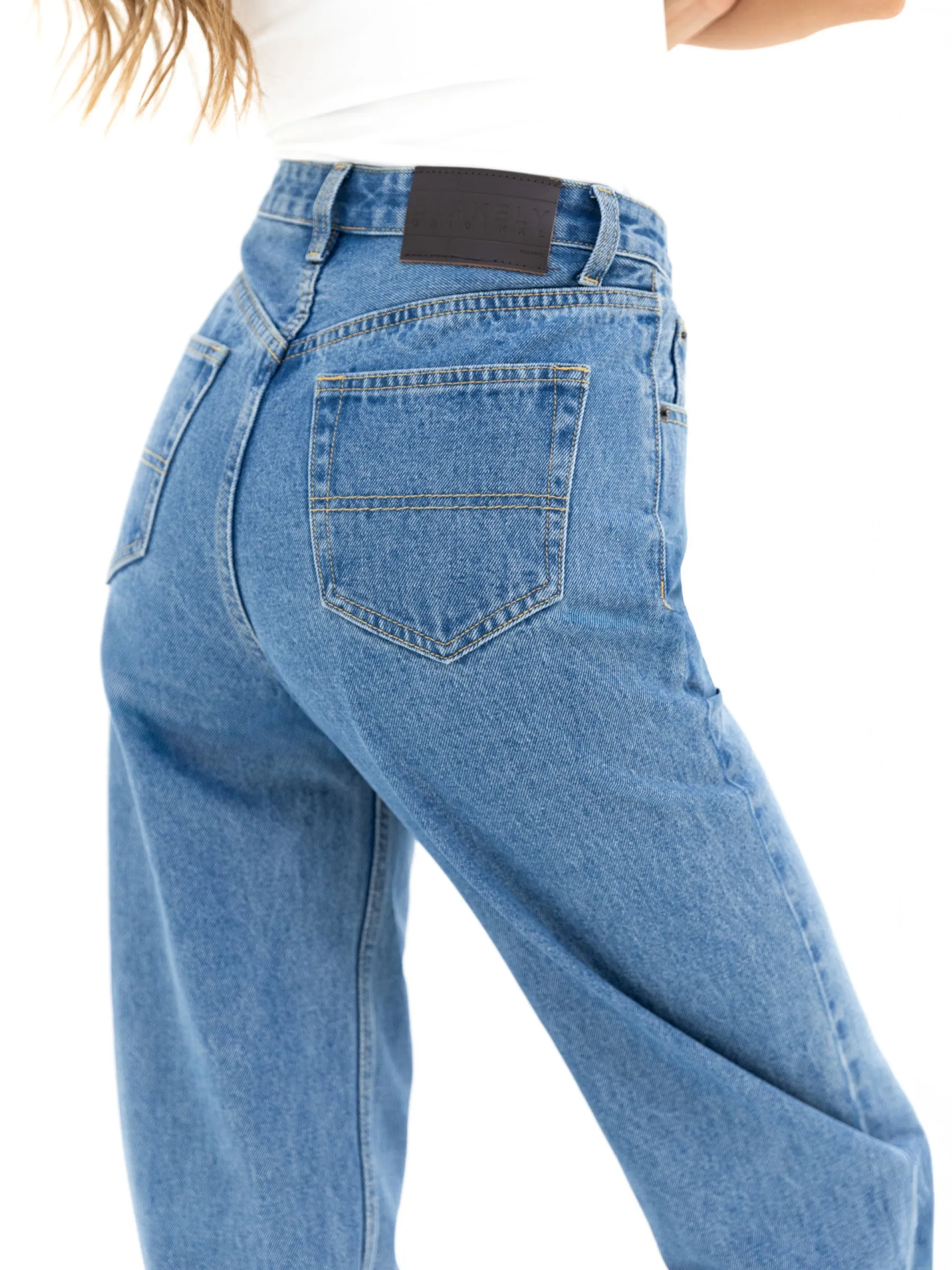 Blakely Mom Jeans - Mid Blue Comfy Classic High Quality