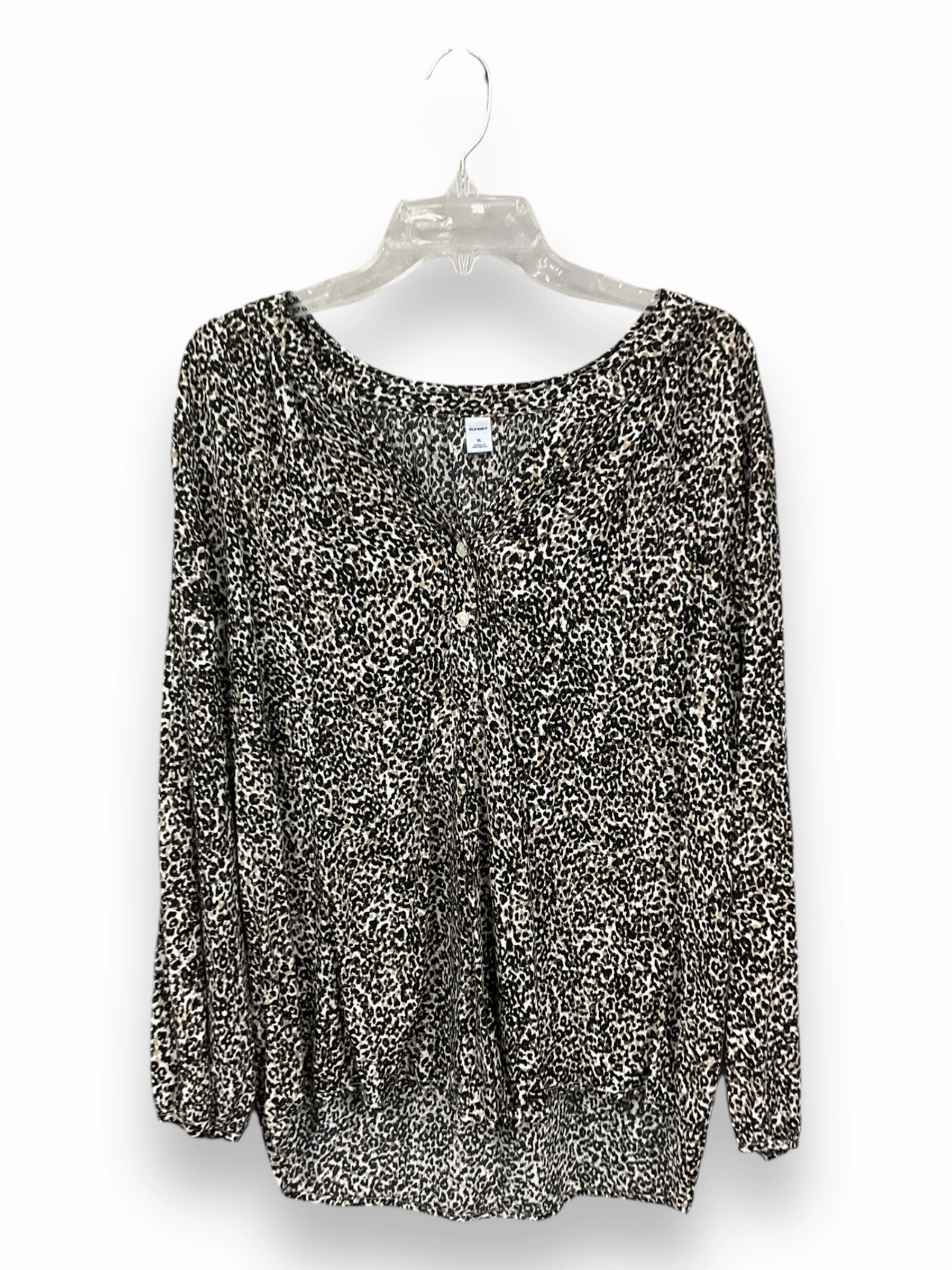 Blouse Long Sleeve By Old Navy In Leopard Print, Size: Xl BrushedInnerLining RawEdgedDesign
