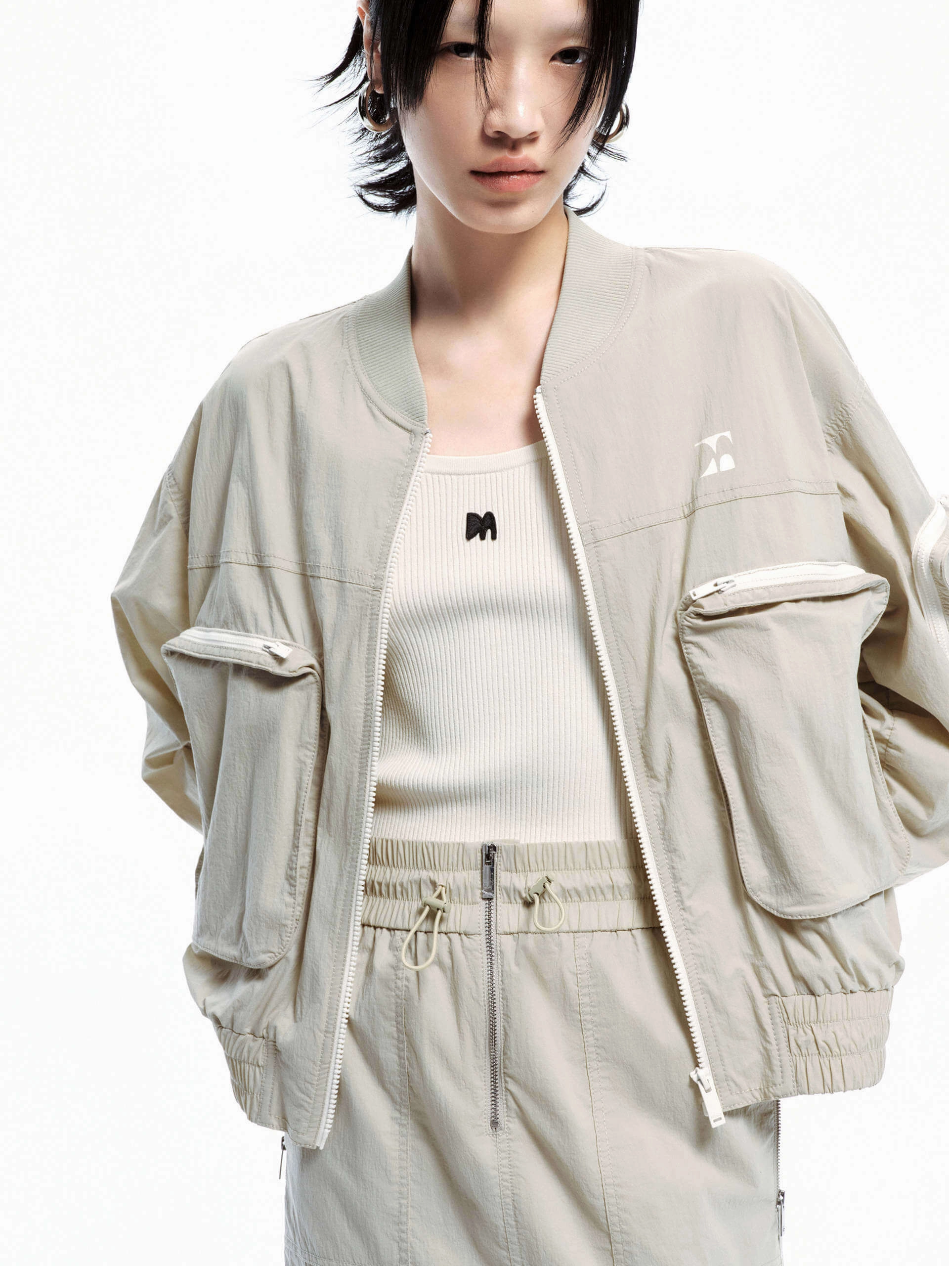 Front Pocket Zipper Jacket Snag Resistant Surface