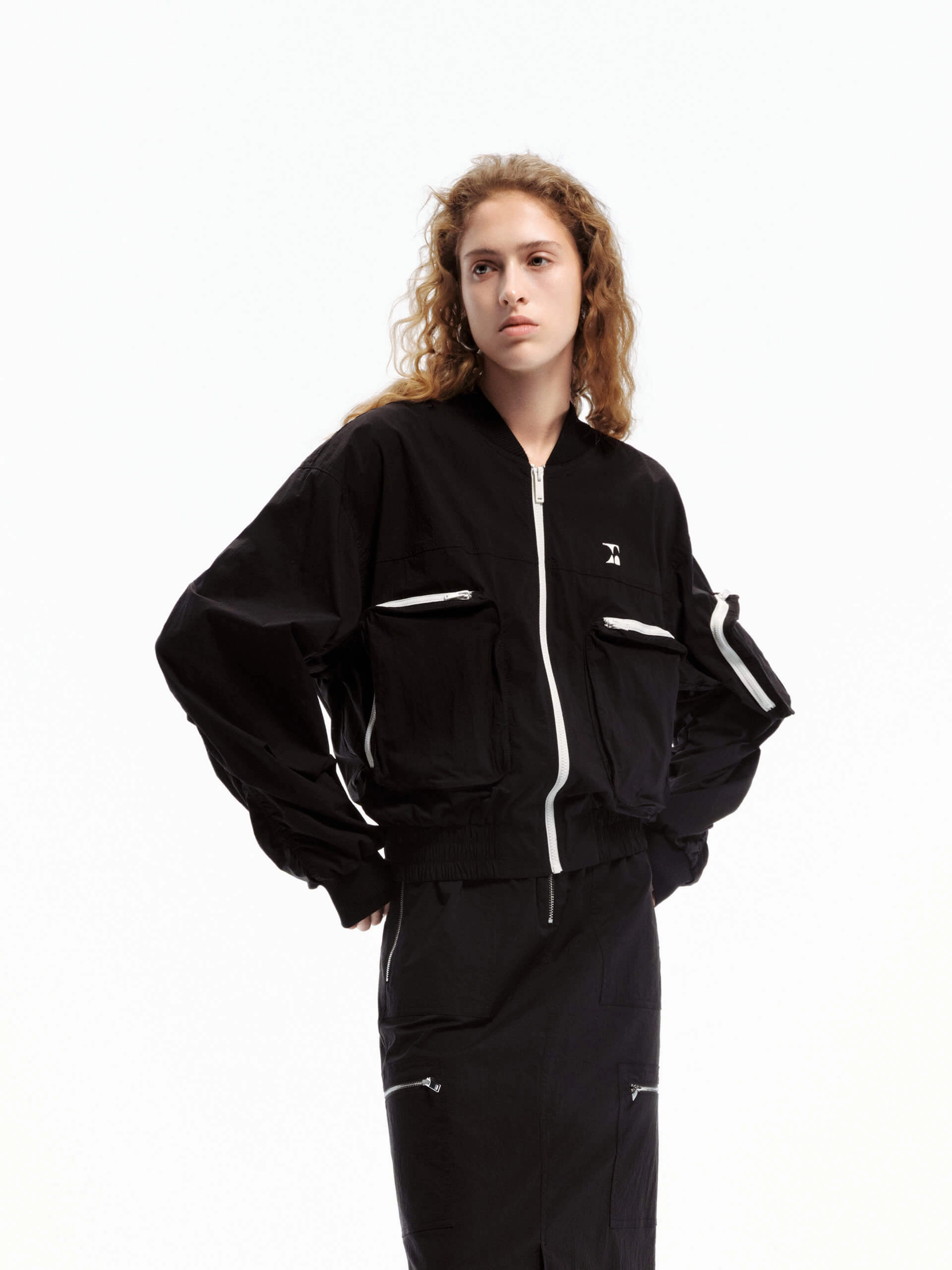 Front Pocket Zipper Jacket Abrasion Resistant Surface Thermal Adaptive Cloth