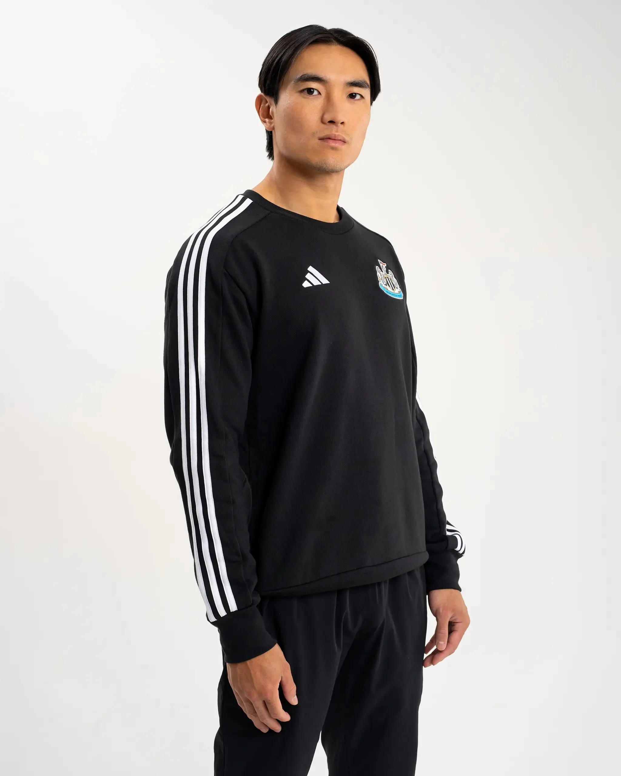 Cozy Fit Essential Wardrobe Newcastle United adidas DNA Sweatshirt