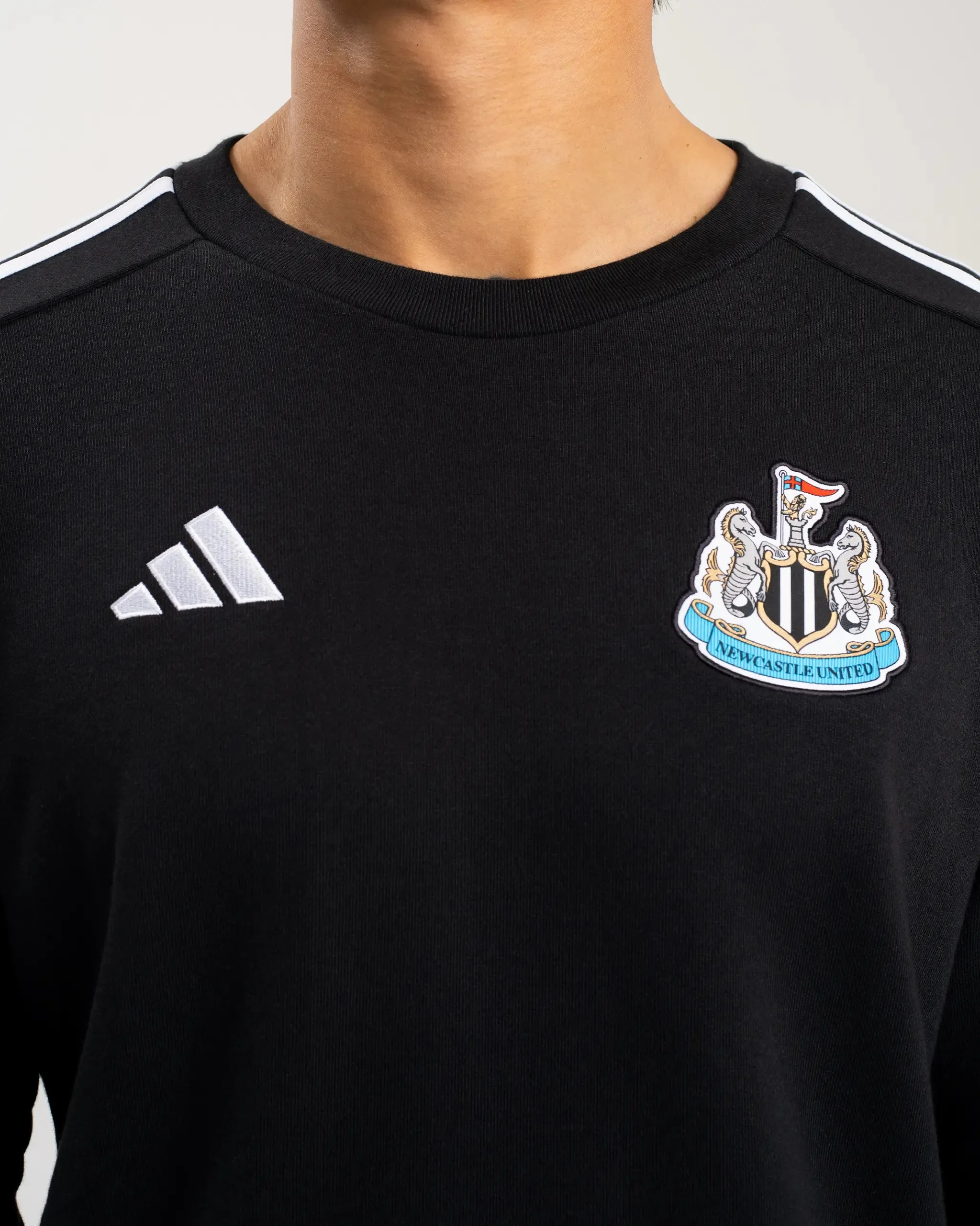 Elegant Comfort Newcastle United adidas DNA Sweatshirt