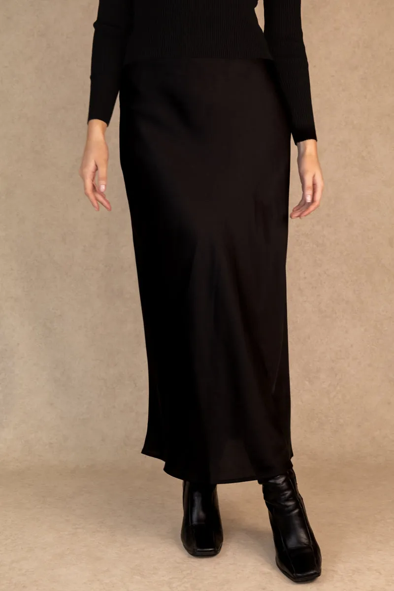 Ellette Black Slip Skirt Quiet Style Flexible Comfort