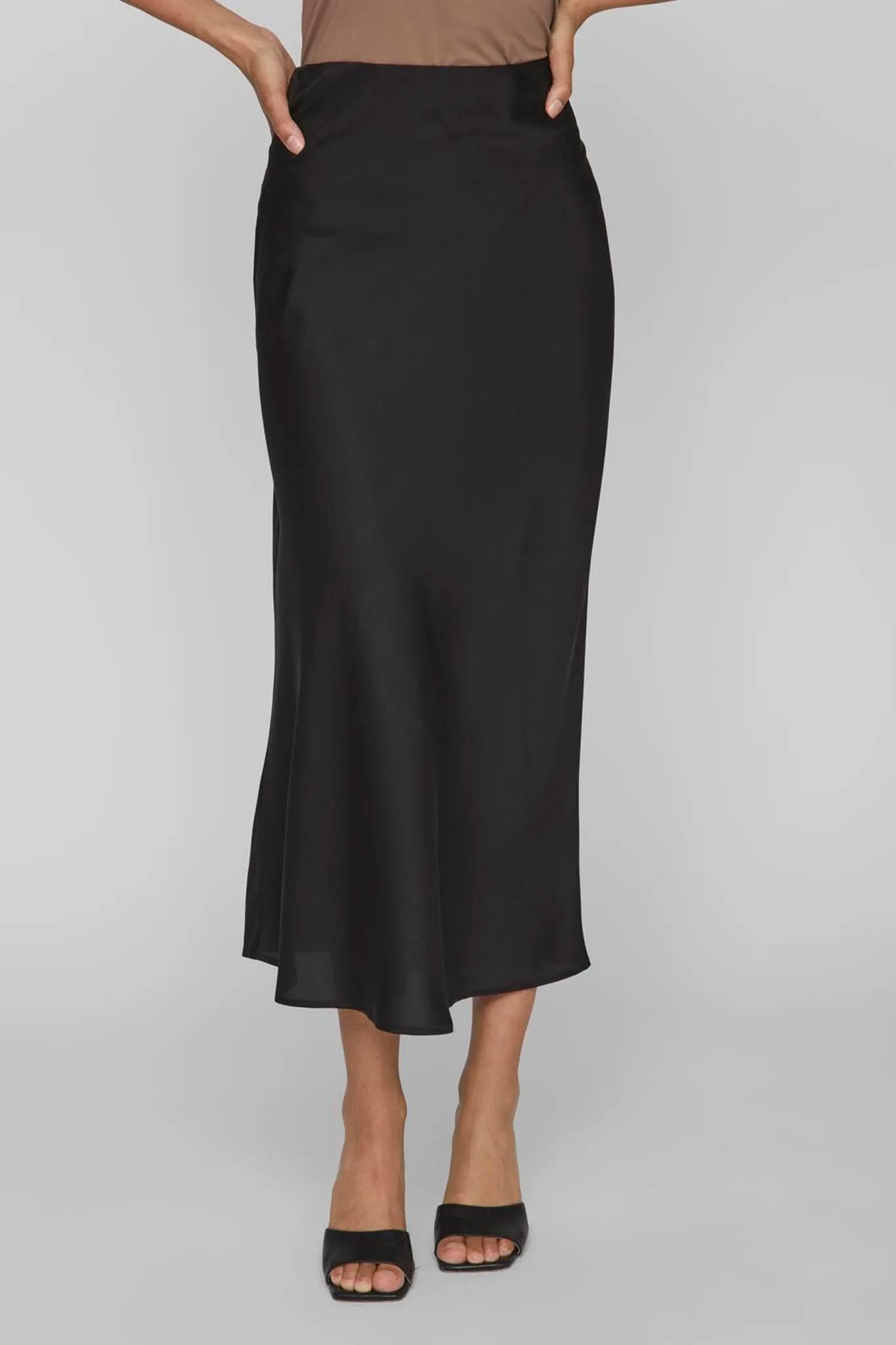 Ellette Black Slip Skirt Art Gallery Visit City Ready