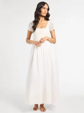 Carla Crochet Dress in White Retro Mood