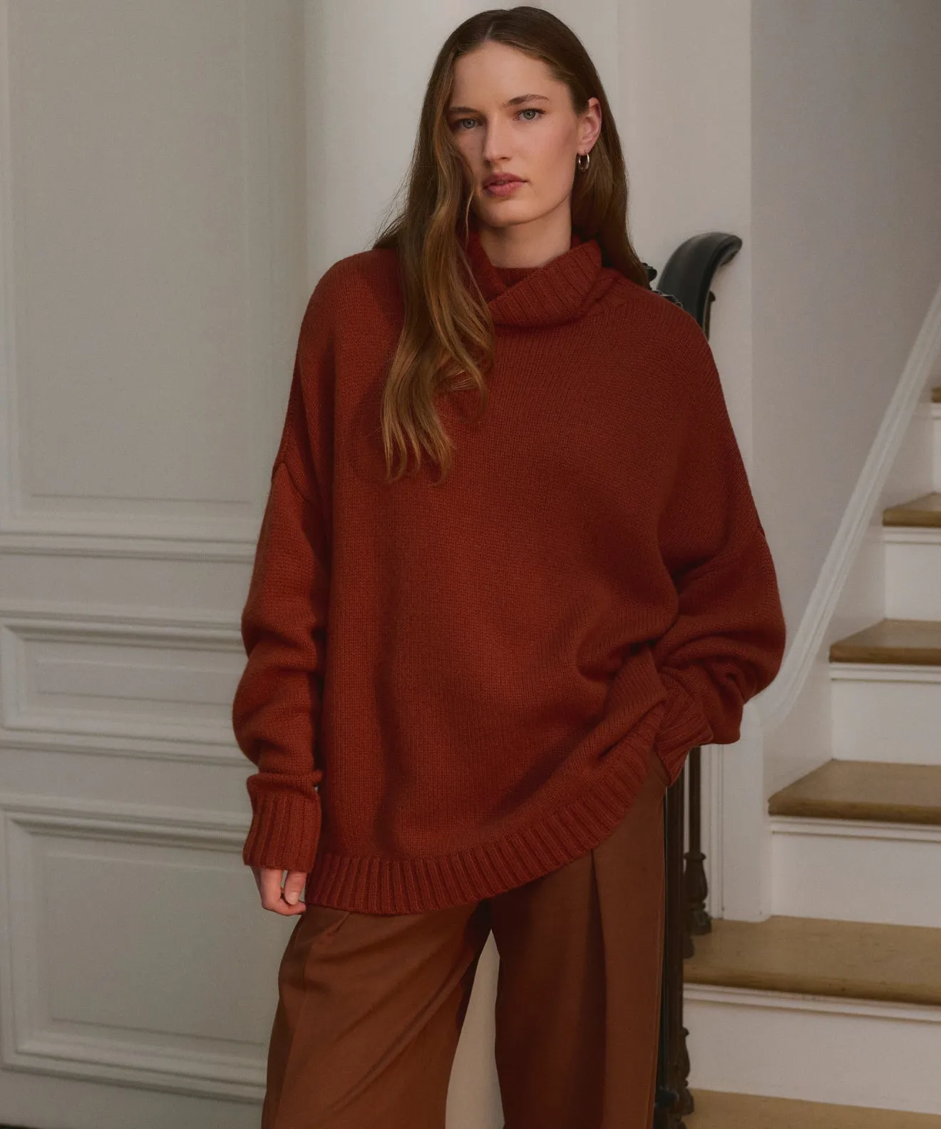 Cashmere Porter Turtleneck Temperature Regulating Biodegradable Fiber Option