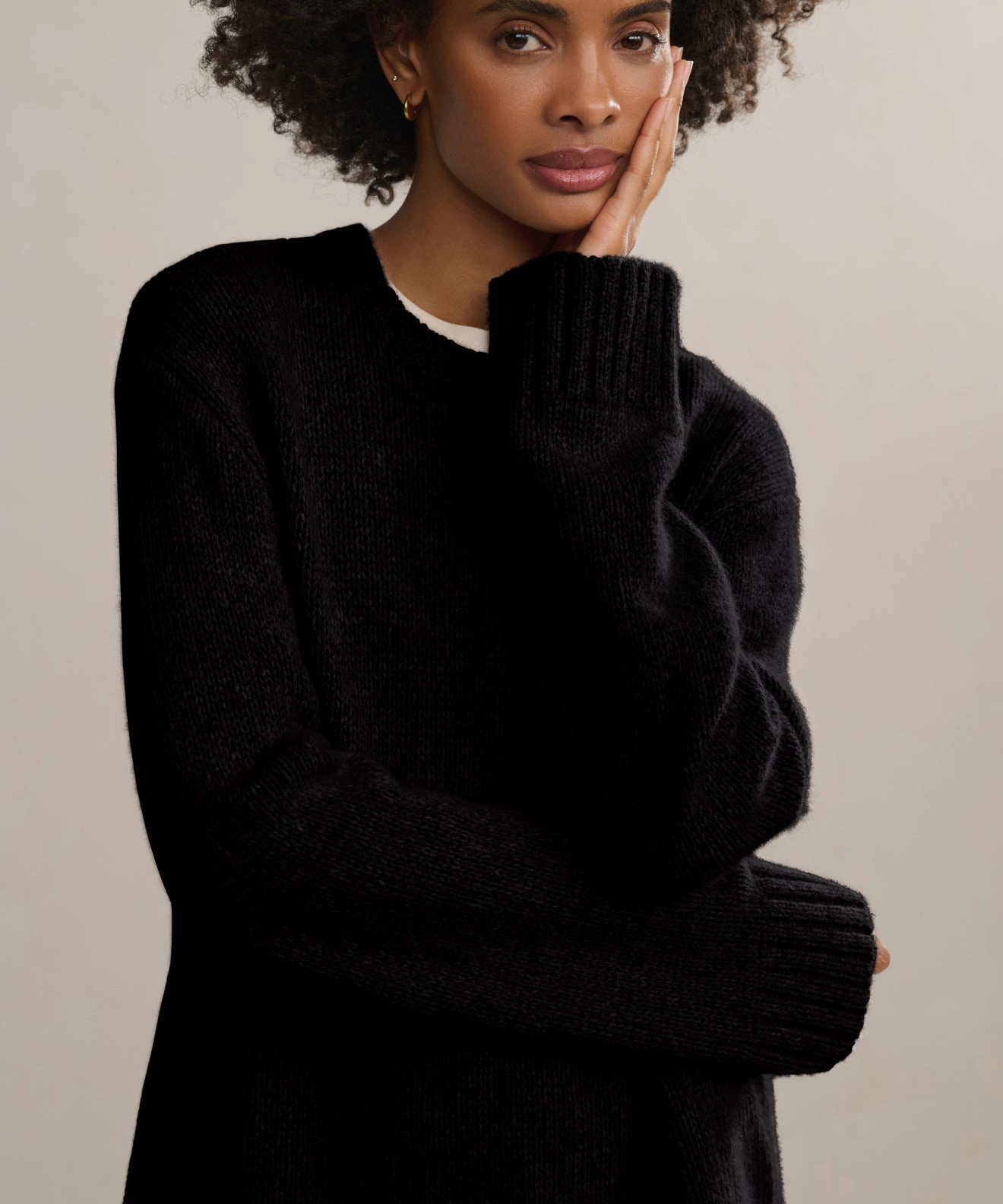 Cashmere Amelia Crewneck Cold Weather Comfort Essential Warmth