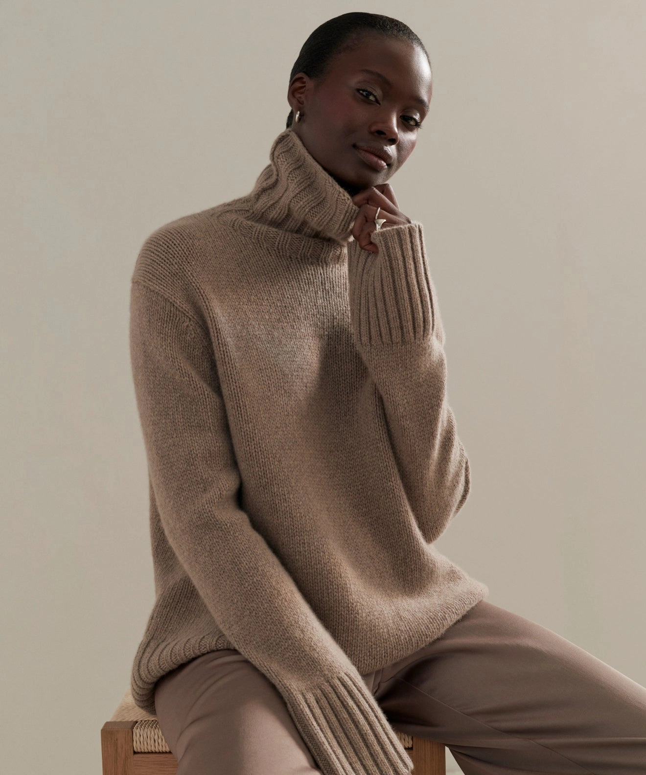 Cashmere Jet Turtleneck Fashion Essential Effortless Fashion