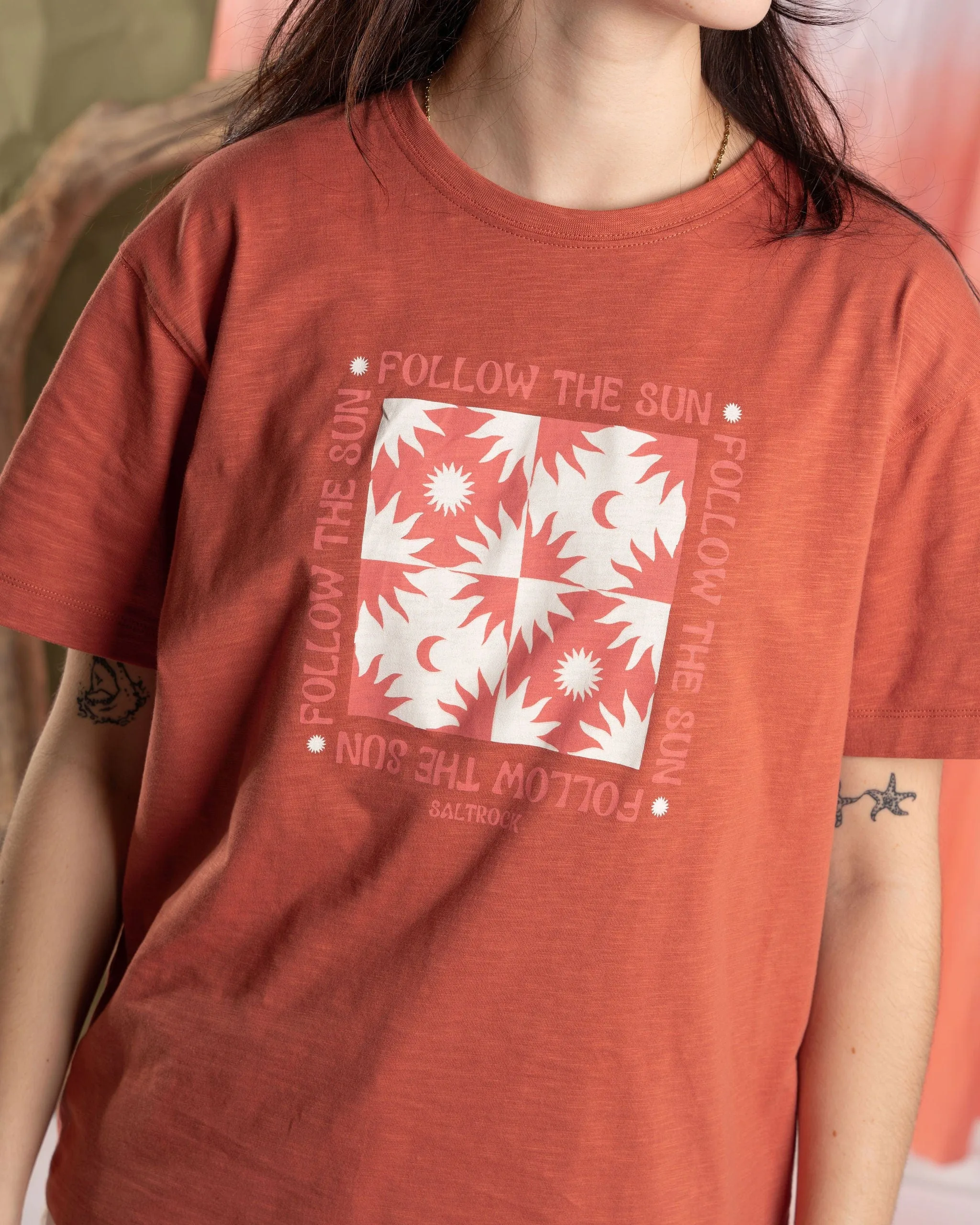 Comfort Fit Sun Follower - Womens Oversized Short Sleeve T-Shirt - Orange