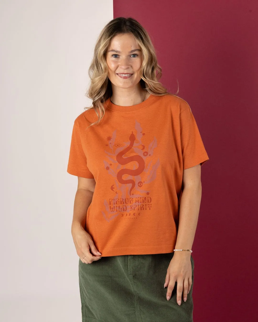 Effortless Comfort Wear Charmer - Womens Boxy Short Sleeve T-Shirt - Orange