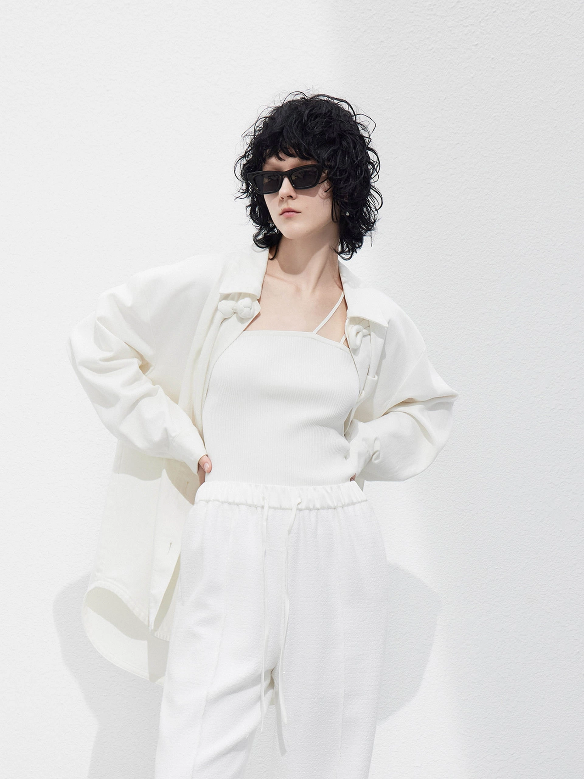 Non Restrictive Cut Cheongsam Buckle Jacket in Cotton
