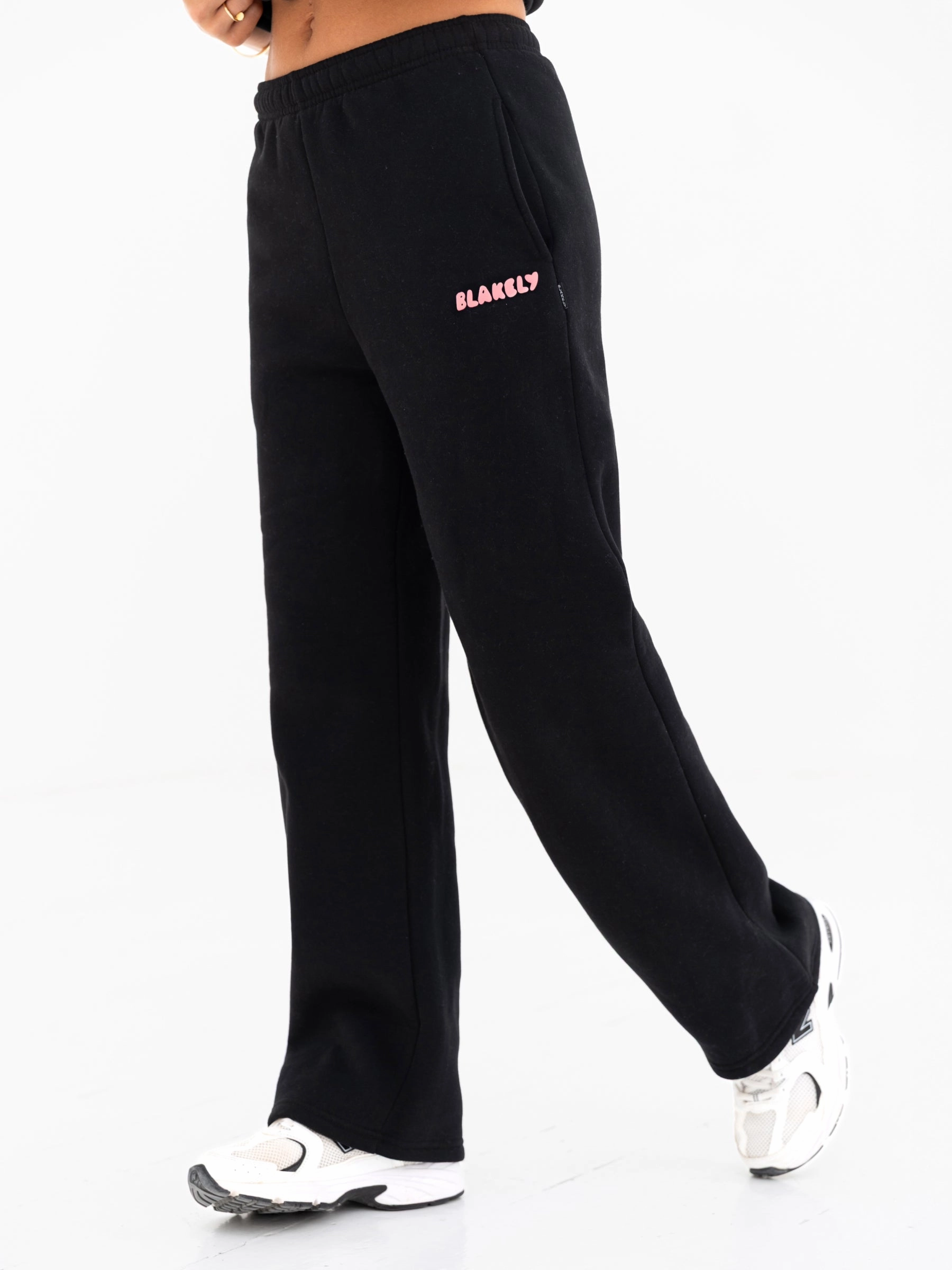 Day Hike Cloud Print Wide Leg Sweatpants - Black