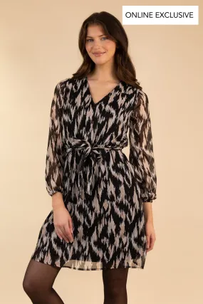 Cera Black Graphic Print Dress Charming Fit Refined Aesthetic