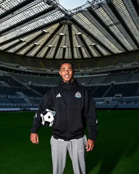 Newcastle United adidas 25/26 Black Anthem Jacket Breathable Material Easy Fit