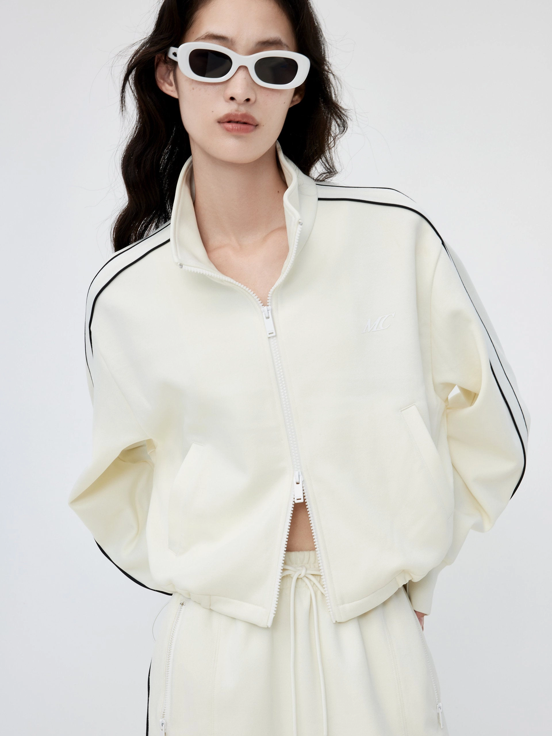 Cotton Blend Contrast Jacket Comfort Fit Design Anti Pilling Fabric