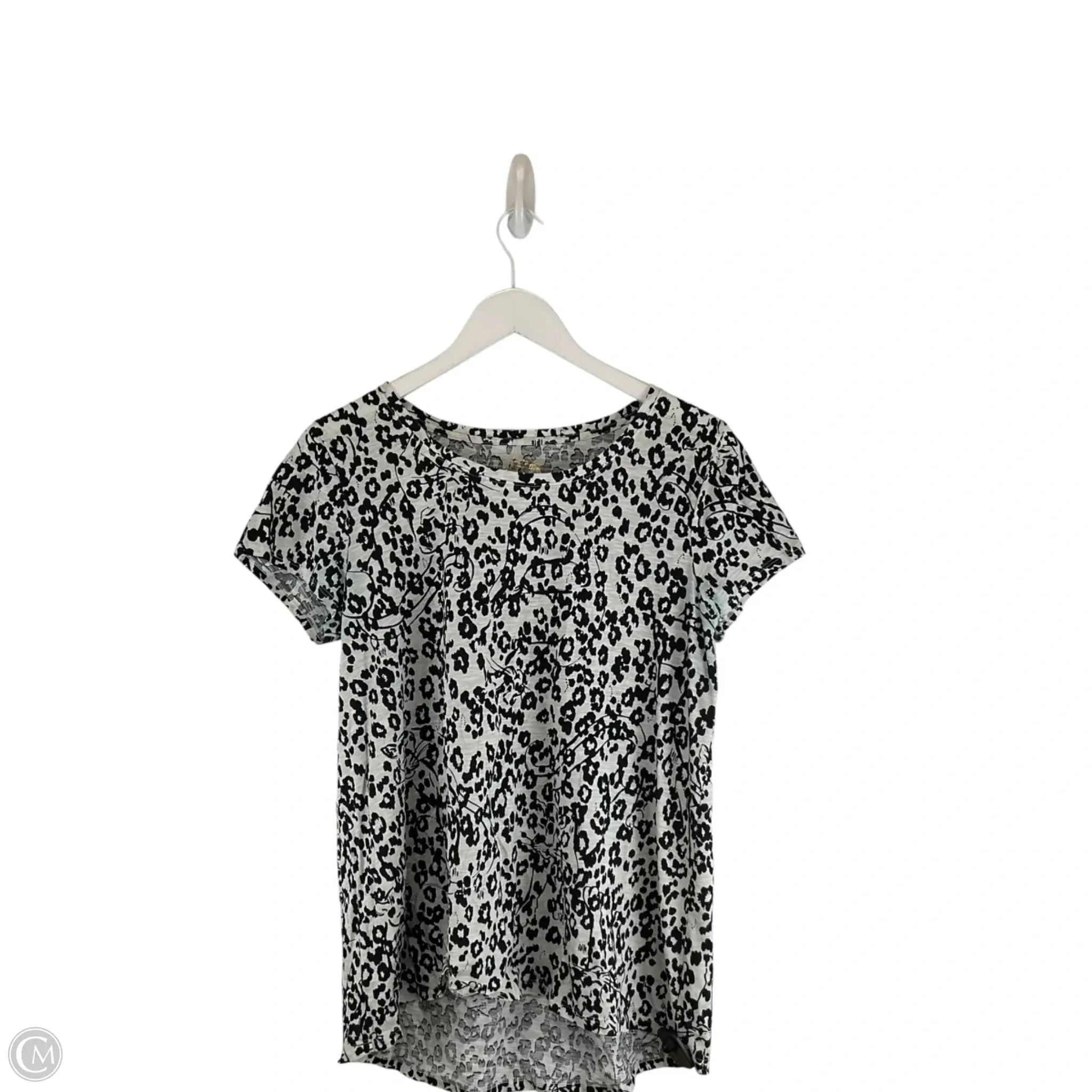 Urban Fashion Look Comfortable Layer Top Short Sleeve Designer By Lilly Pulitzer In Animal Print, Size: L