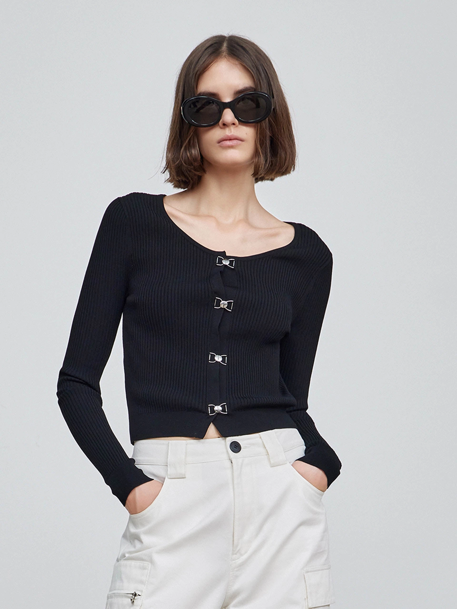 Dynamic Flex Panels Layered Edge Detailing Cropped Knit Top with Metal Buttons