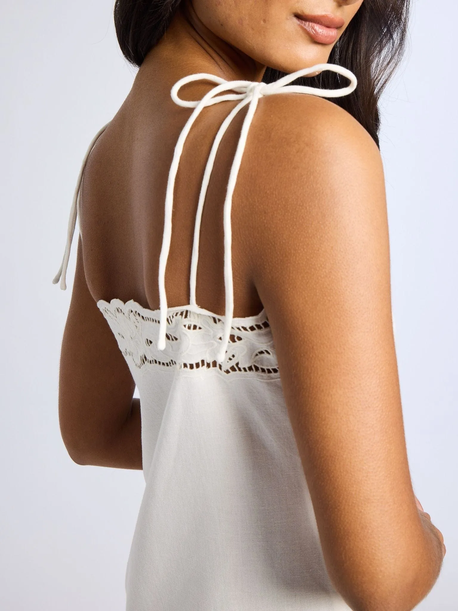 Demi Dress in White Embroidered Linen Detachable-Detail
