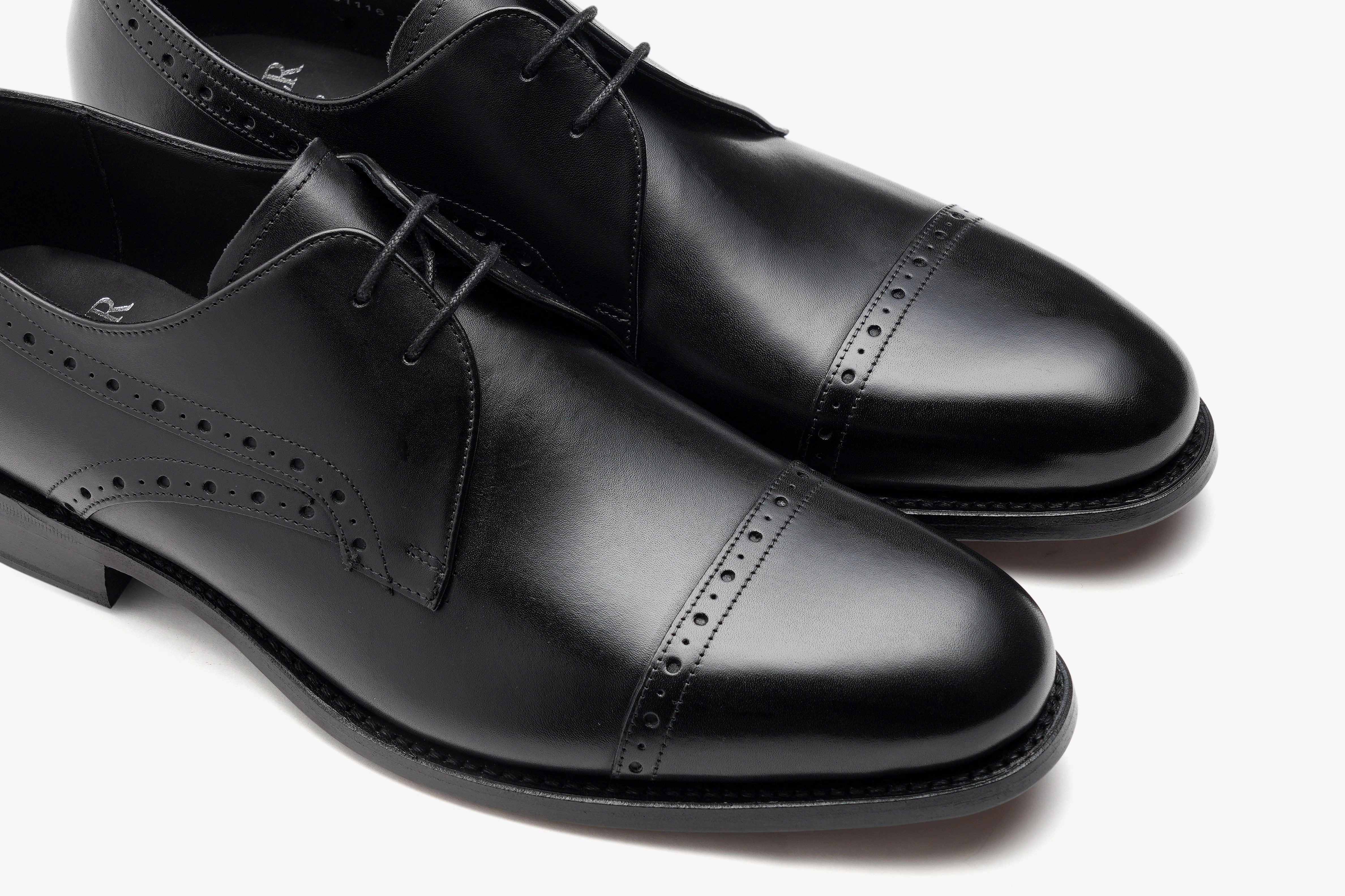Ealing - Black Calf Daywear Comfort Lightweight Build Networking Event