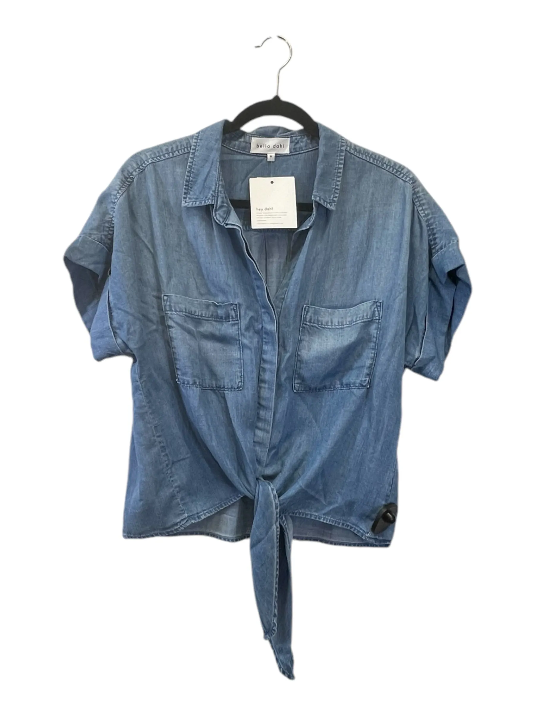 Ribbed collar Top Short Sleeve Designer By Bella Dahl In Blue Denim, Size: M