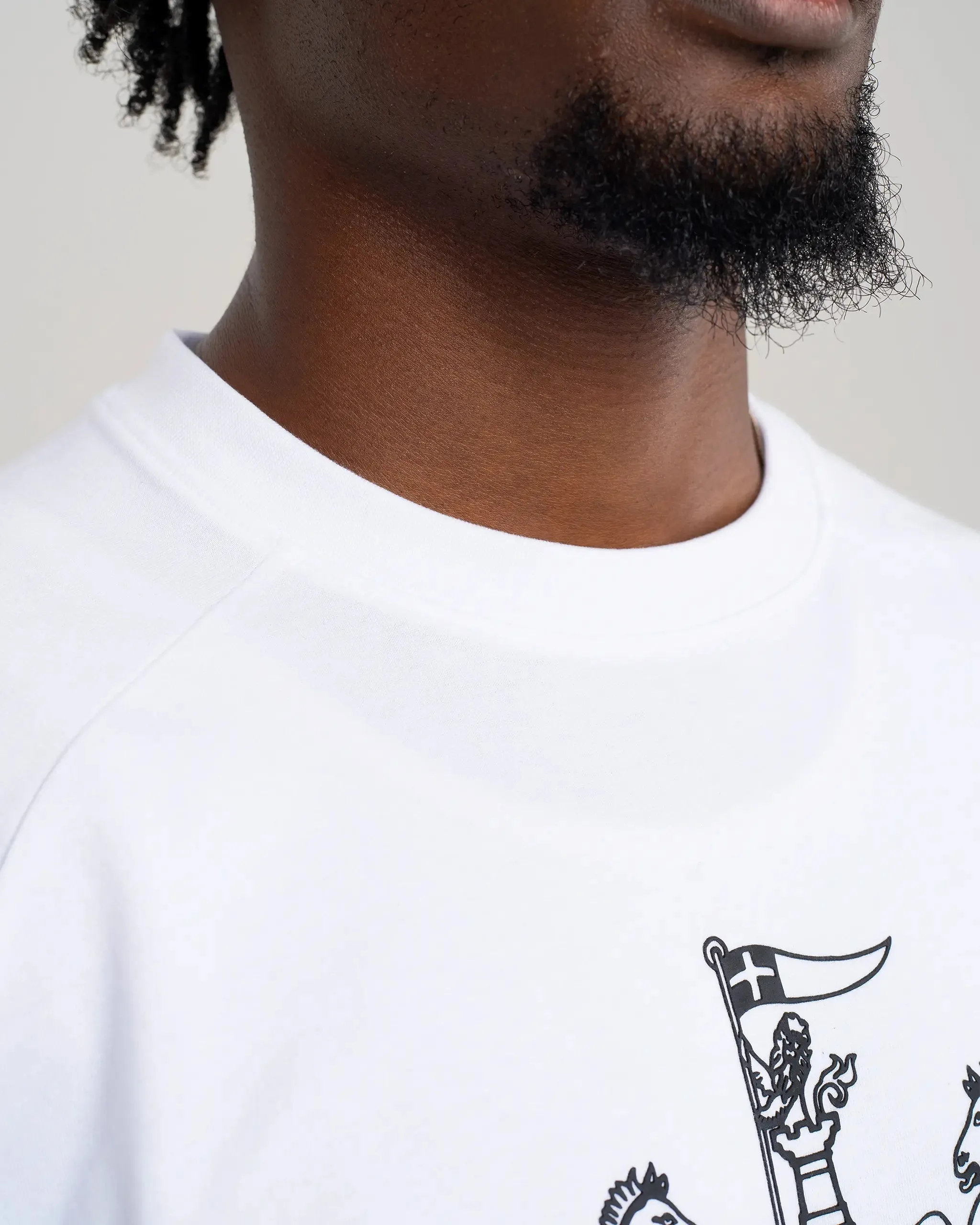 Sleek Design FunctionalPockets Newcastle United Men's White Raglan Crest T-Shirt
