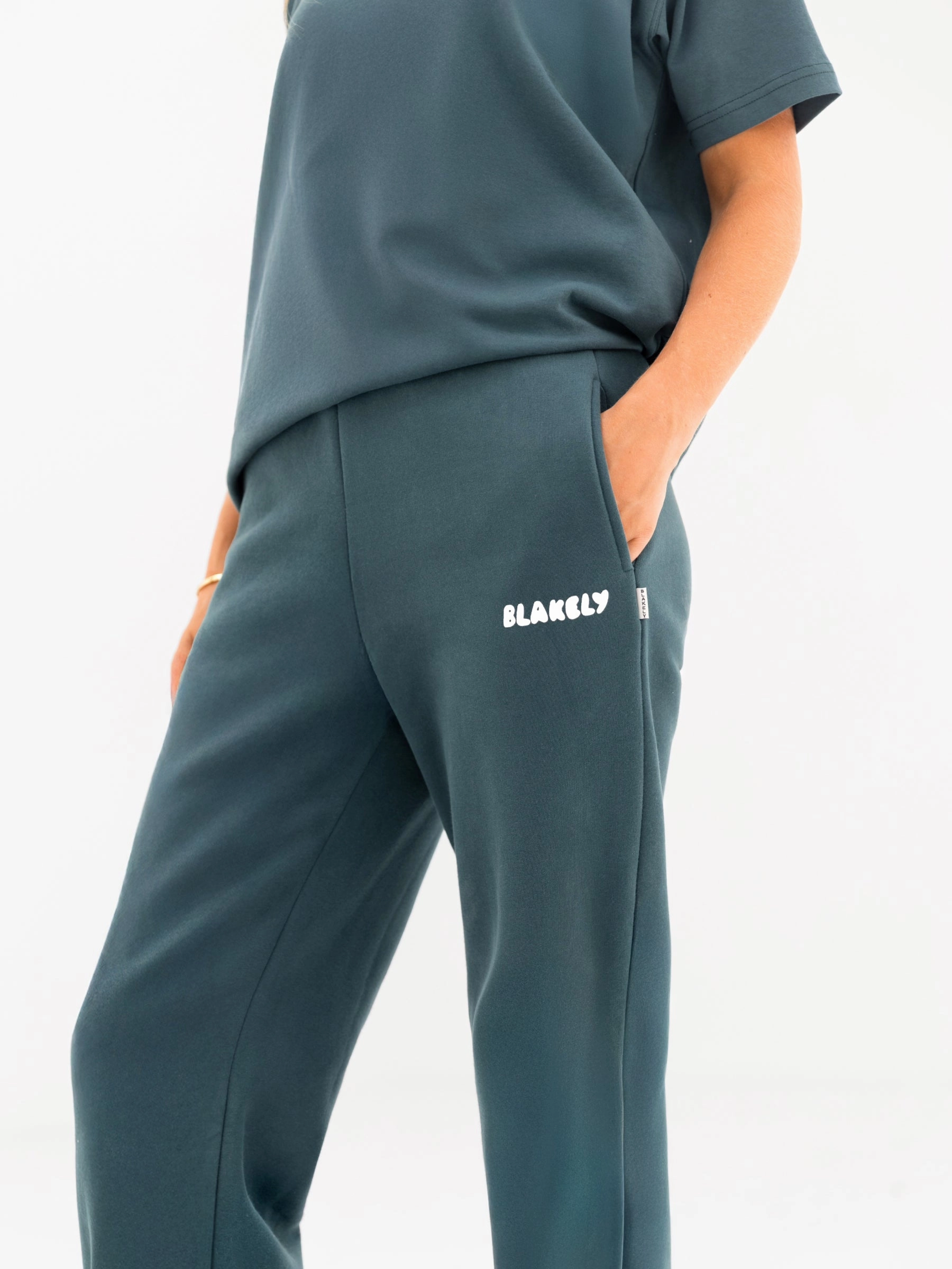 Roomy Fit Casual Performance Fit Cloud Print Wide Leg Sweatpants - Teal Green