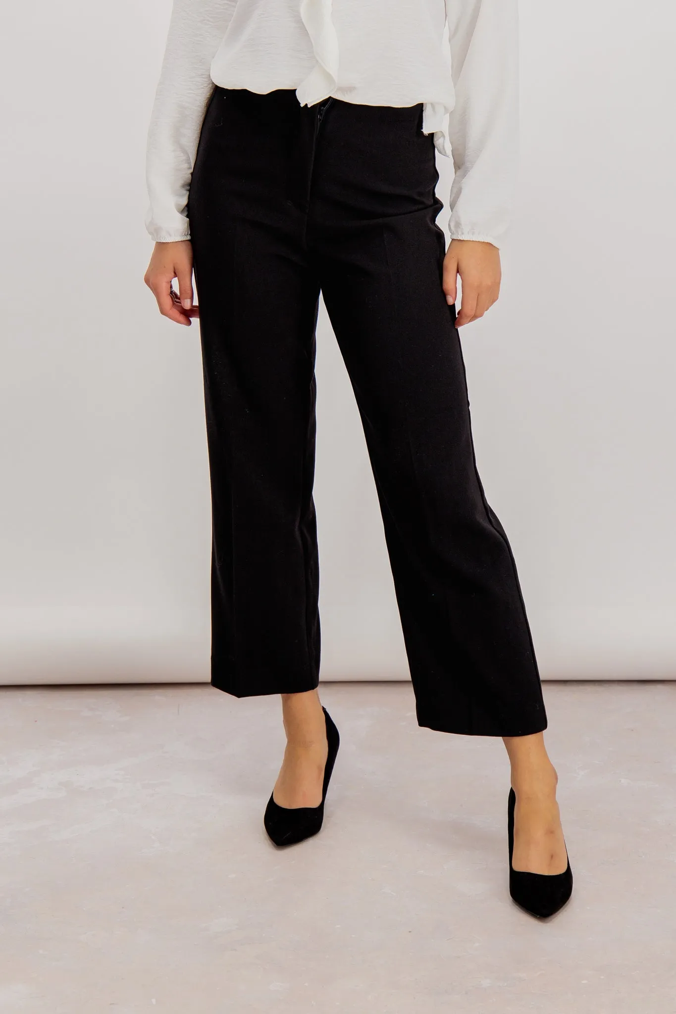 Emily & Me Tina Black Straight Leg Trouser Smooth Fit Lining