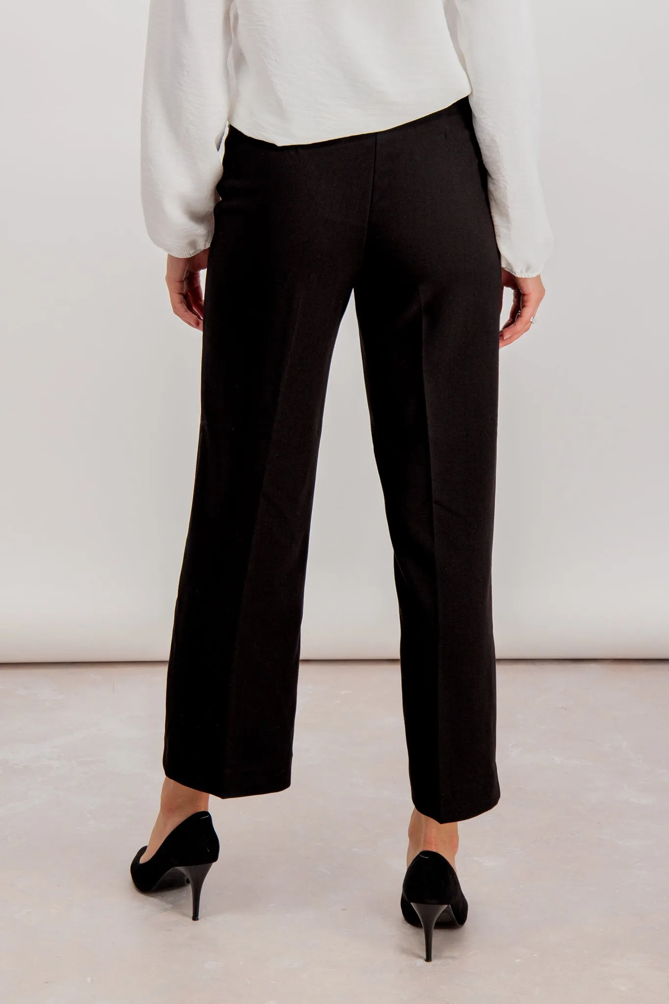 Emily & Me Tina Black Straight Leg Trouser Low-rise style