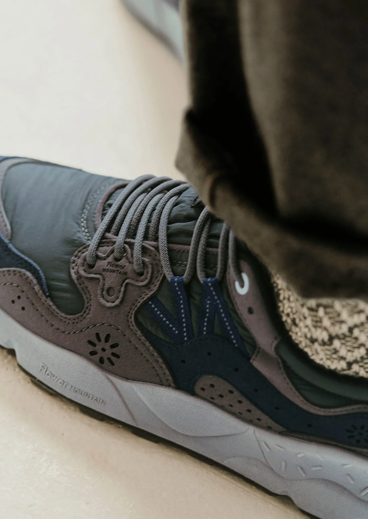 Urban cushioning Daily Activity Flower Mountain Yamano Kaiso Panelled Sneakers | Charcoal