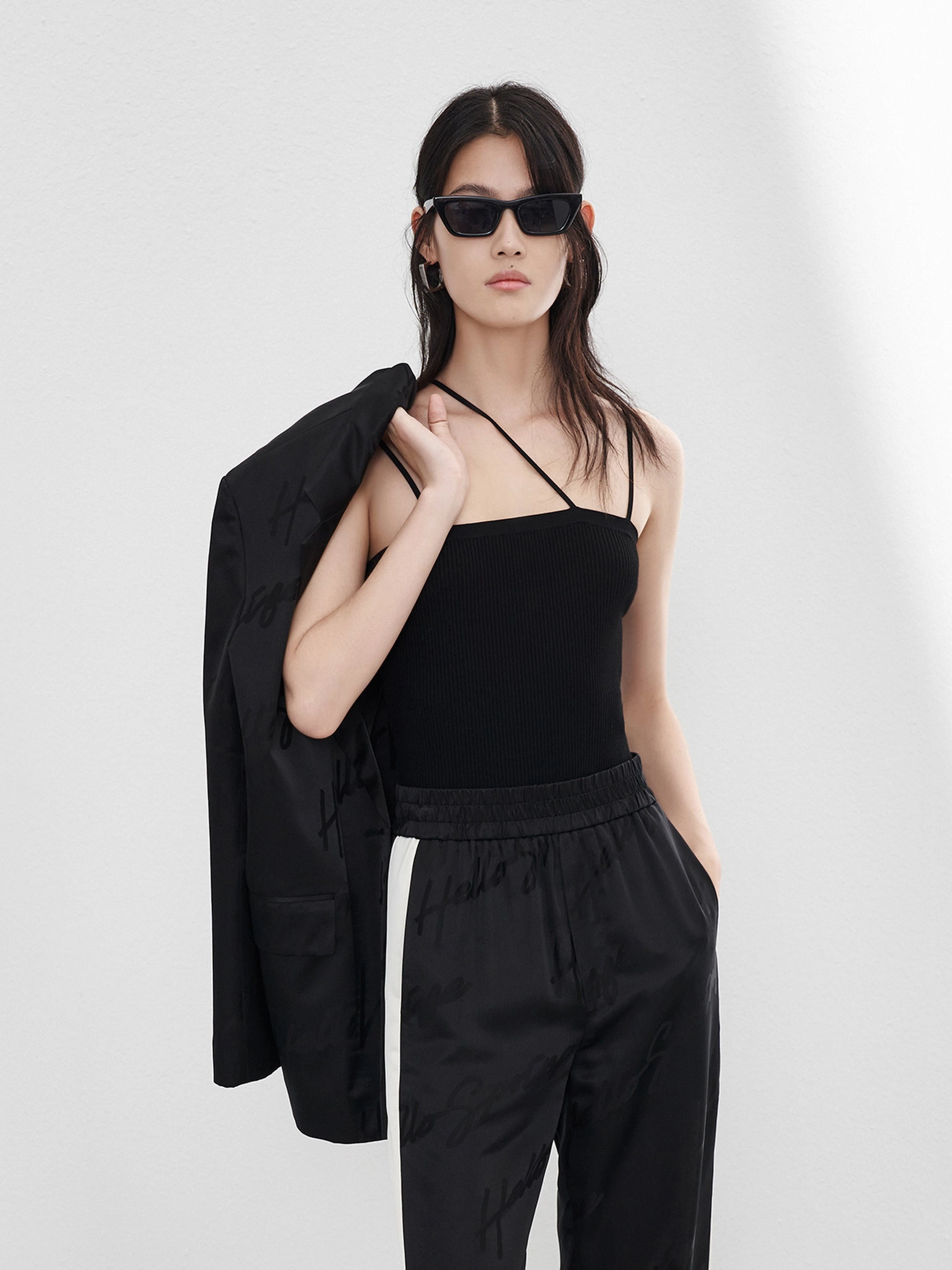 Flexible Material Static Resistant Material Spaghetti Strap Ribbed Knit Tank Top