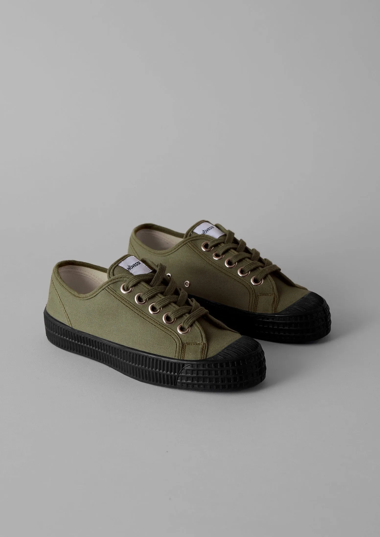 Cloud Soft Novesta Star Master Plimsolls | Artichoke