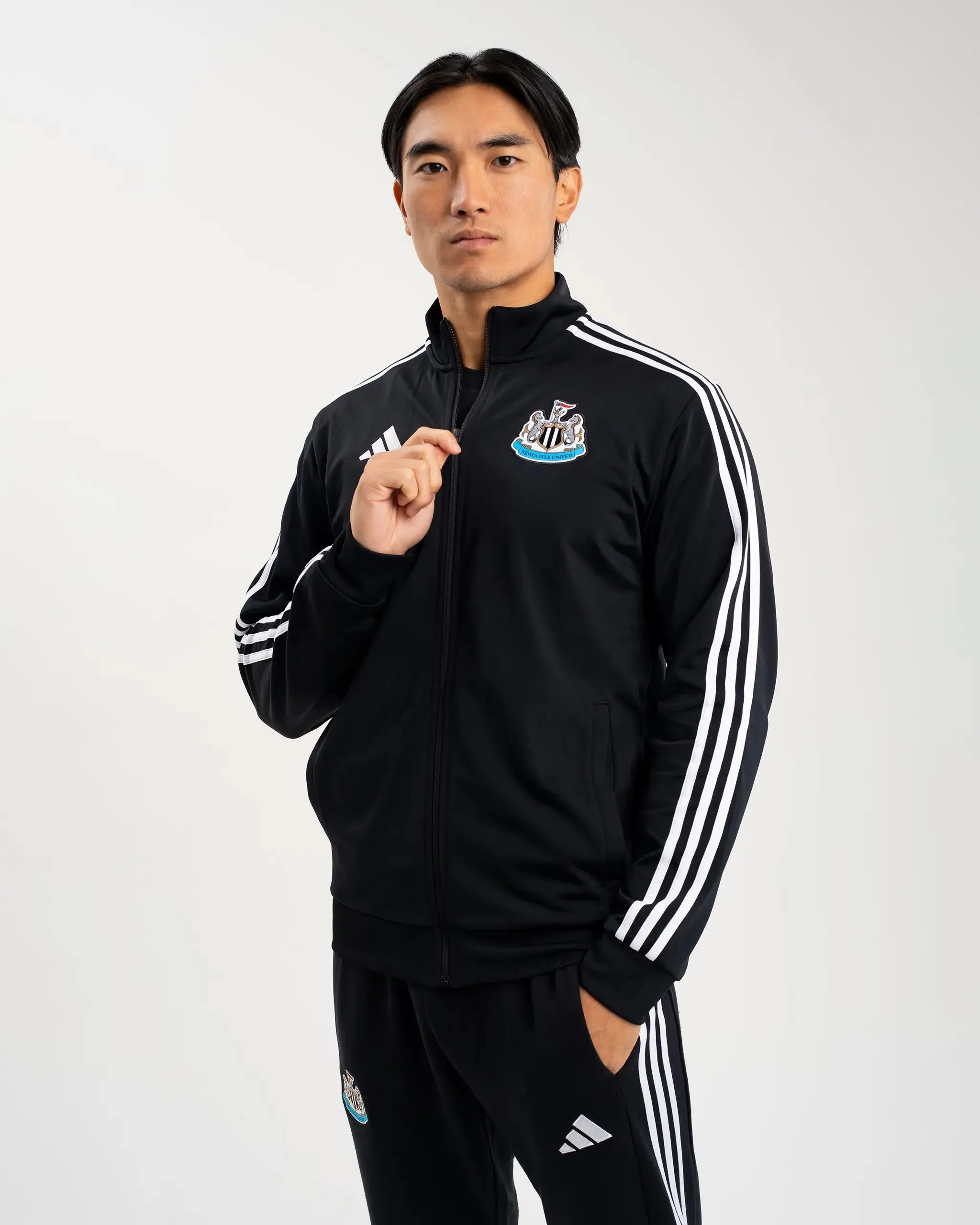 Wardrobe Essential MultiPocket Layout Newcastle United adidas DNA Tracksuit Top