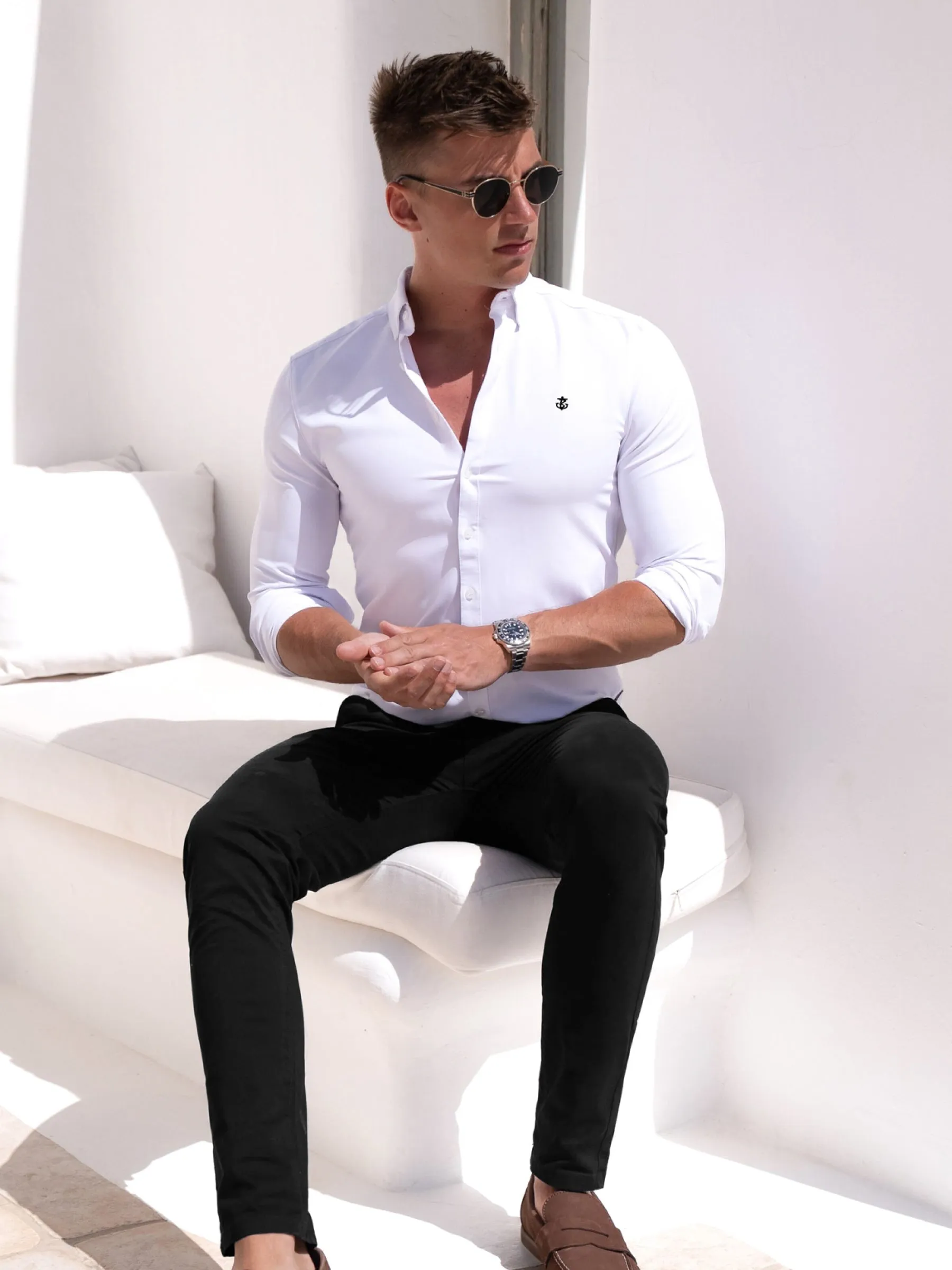 Stretch Chinos - Black Resilient material Outfit Vibe