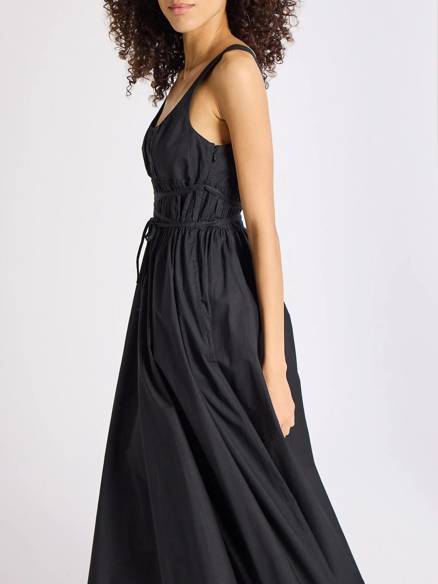 Minimal Motion All Purpose Frannie Dress in Black