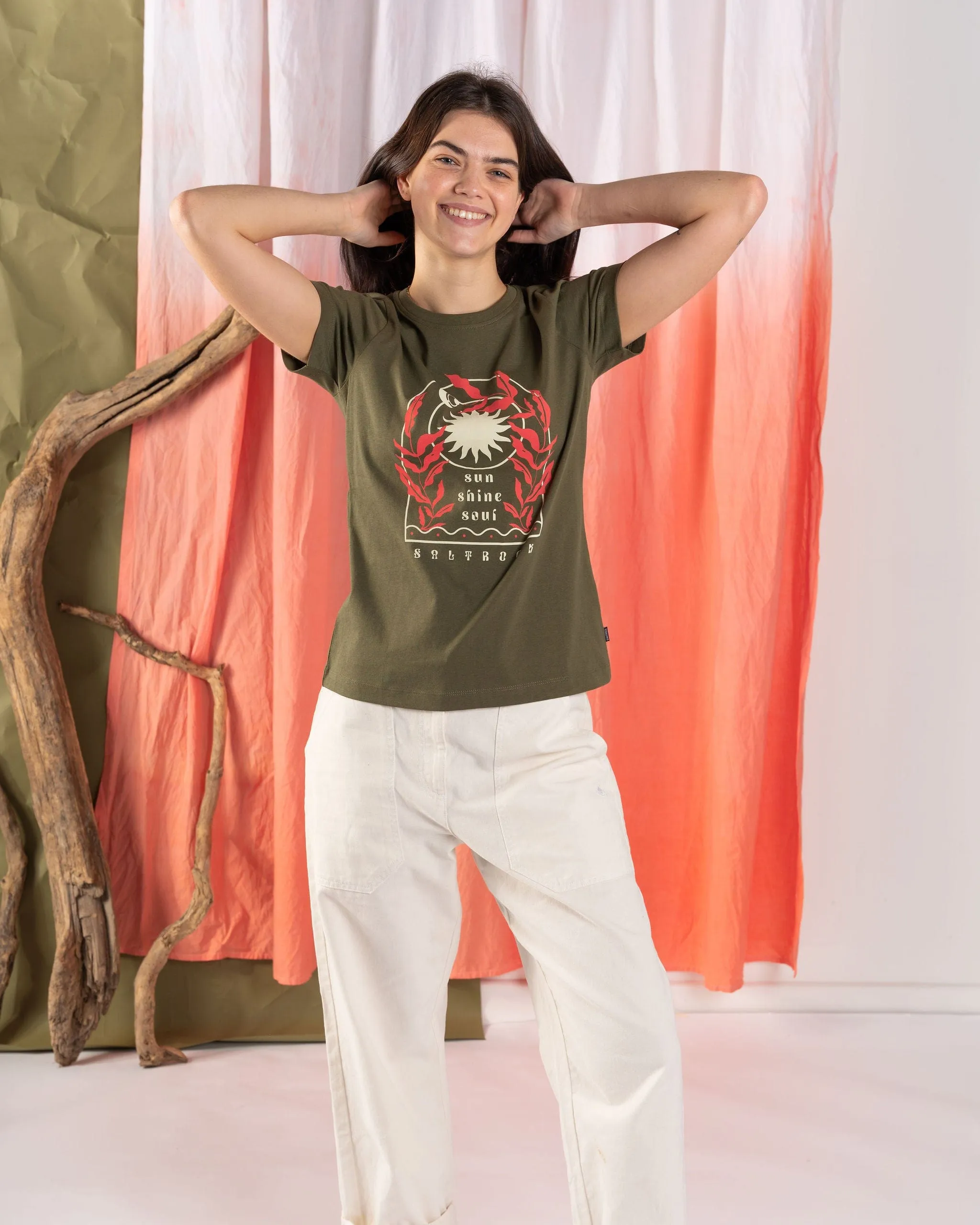 Effortless Wear Fit Effortless Layer Sunshine Soul - Womens Short Sleeve T-Shirt - Green
