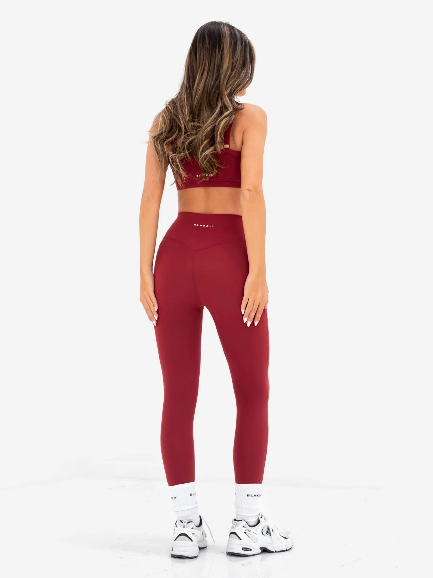 Ultimate Active Leggings - Classic Red Neutral Fit Seamless Design Active Lifestyle