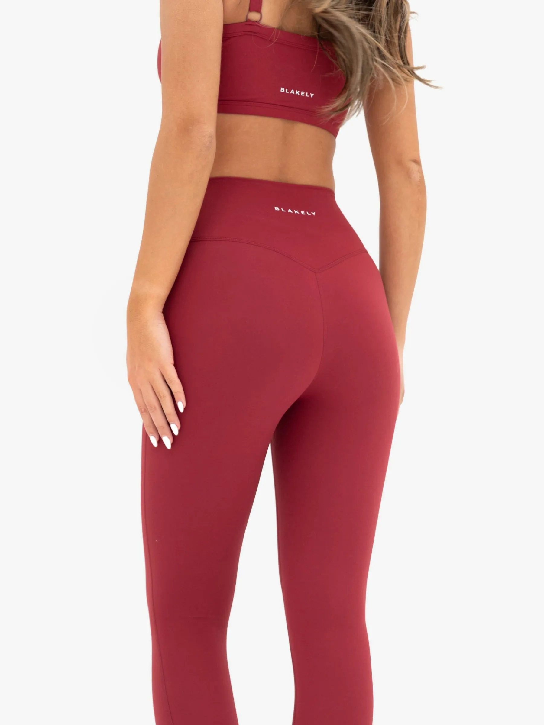 Outdoor Lover Skin Friendly Yoga Class Minimalist Style Ultimate Active Leggings - Classic Red