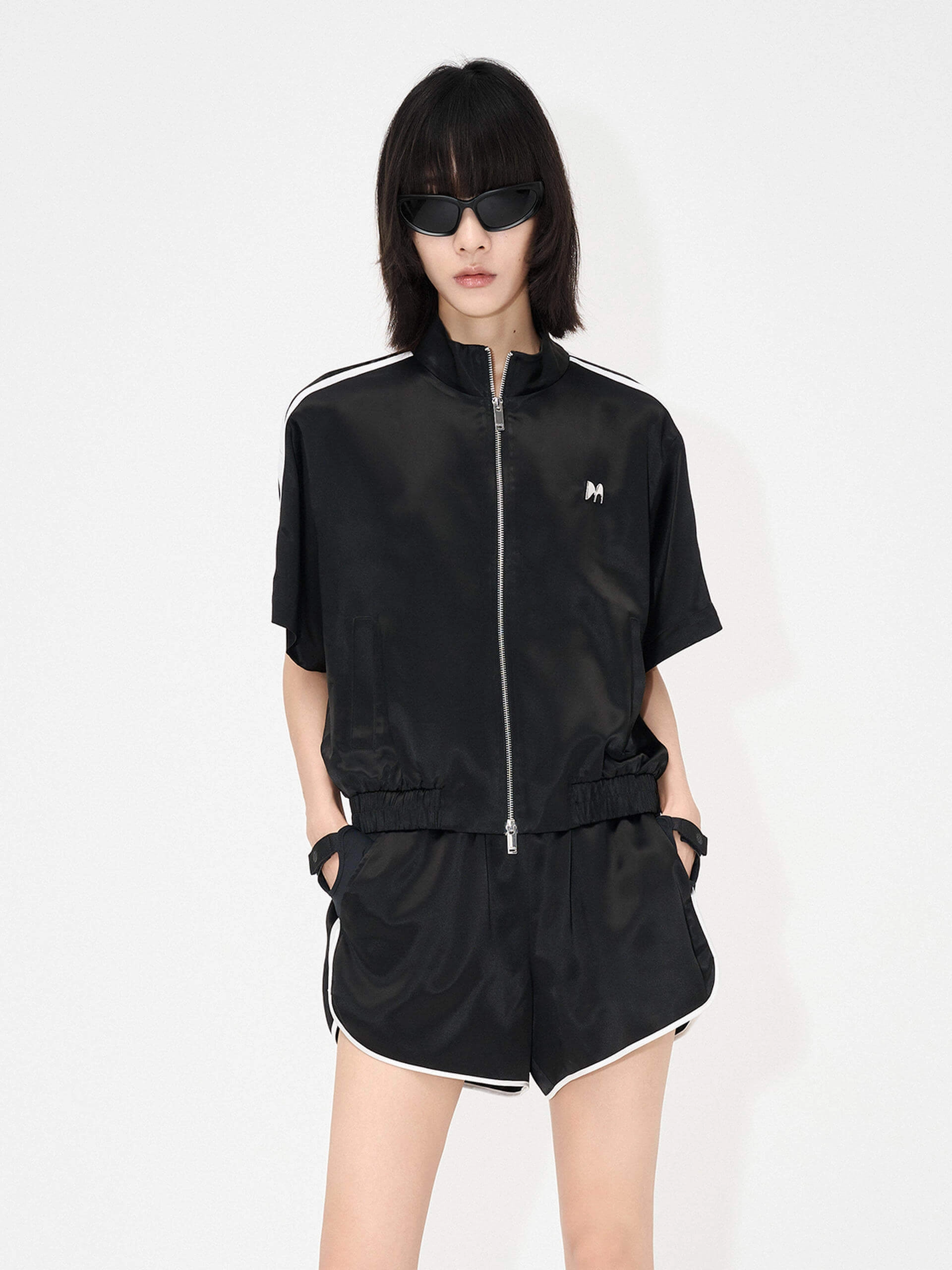 Quick Release Moisture Skin Friendly Fabric Satin Casual Jacket