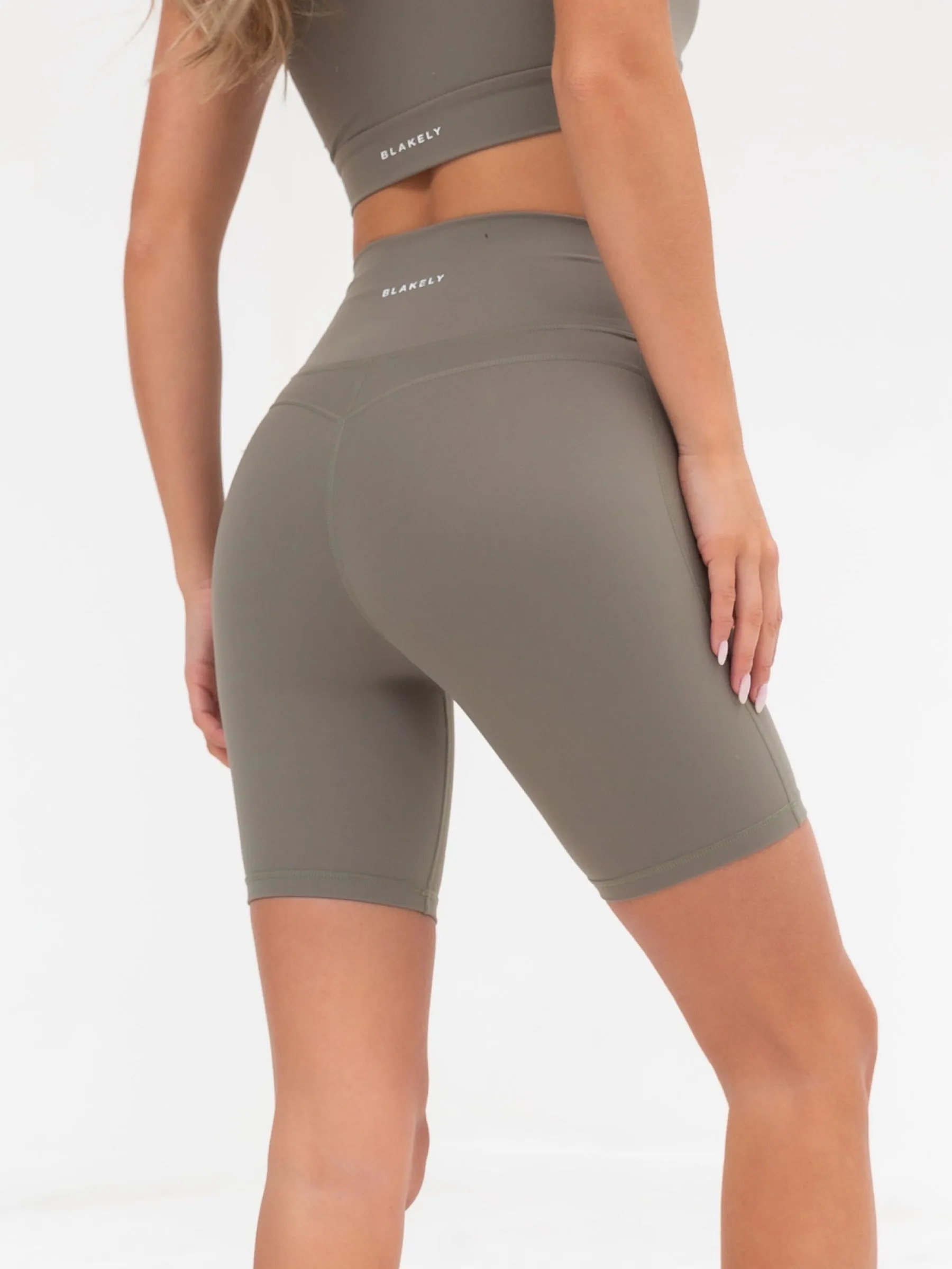 Sleek Shape Ultimate Active Shorts - Safari Green
