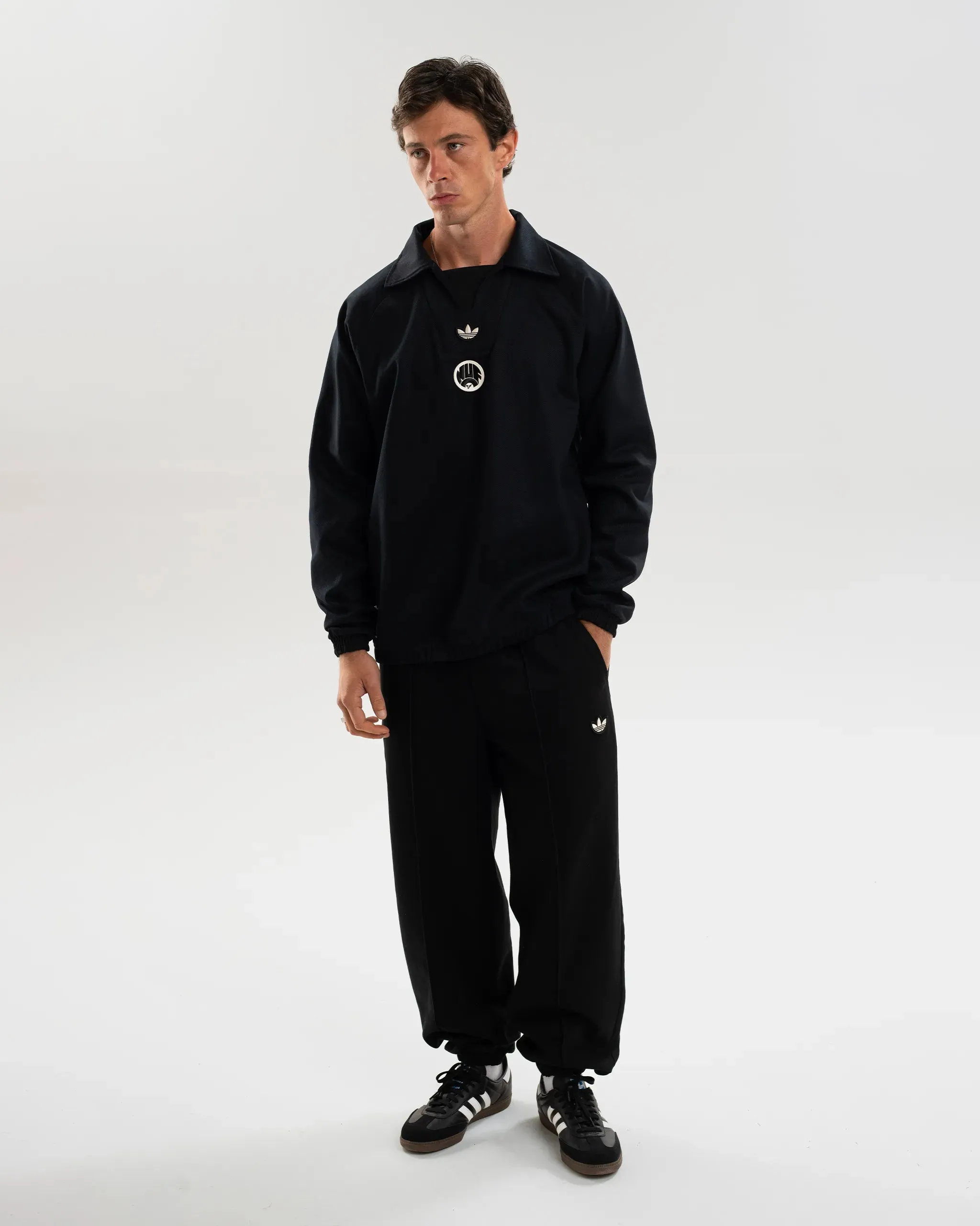 Versatile Layering Piece Effortless Comfort Newcastle United adidas 25/26 Terrace Icons Drill Top